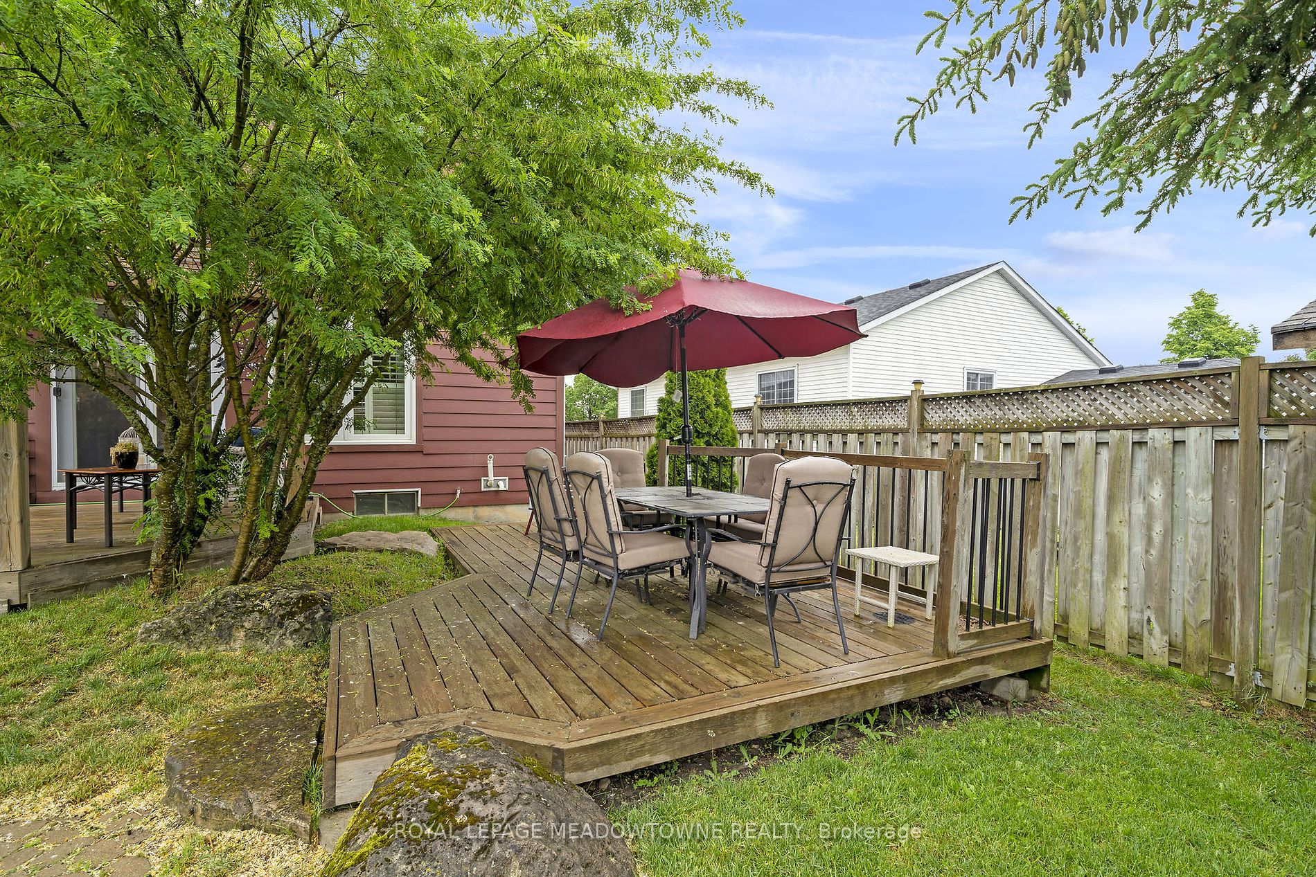 144 Leeson Street S