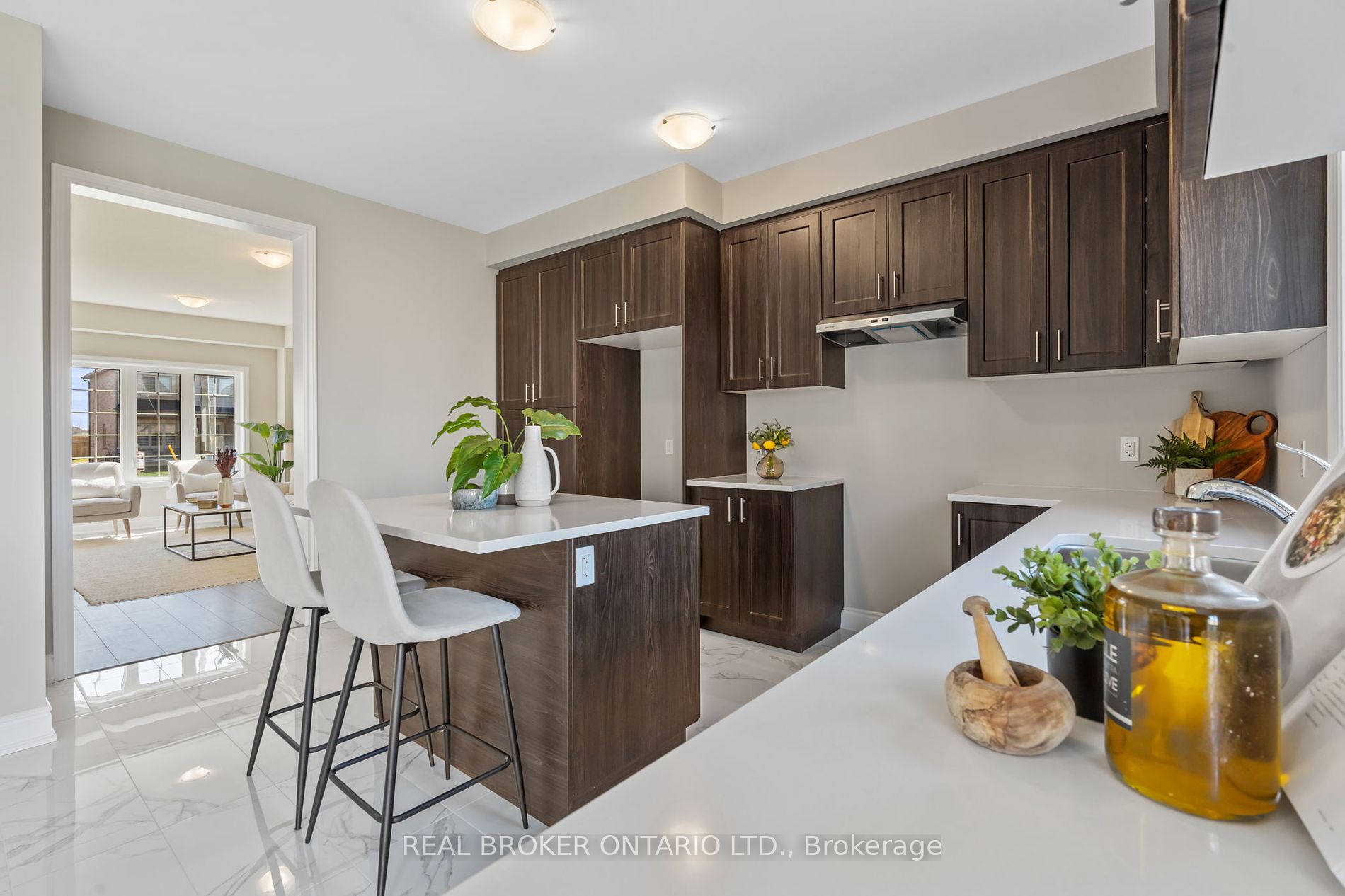 15 Venture Way