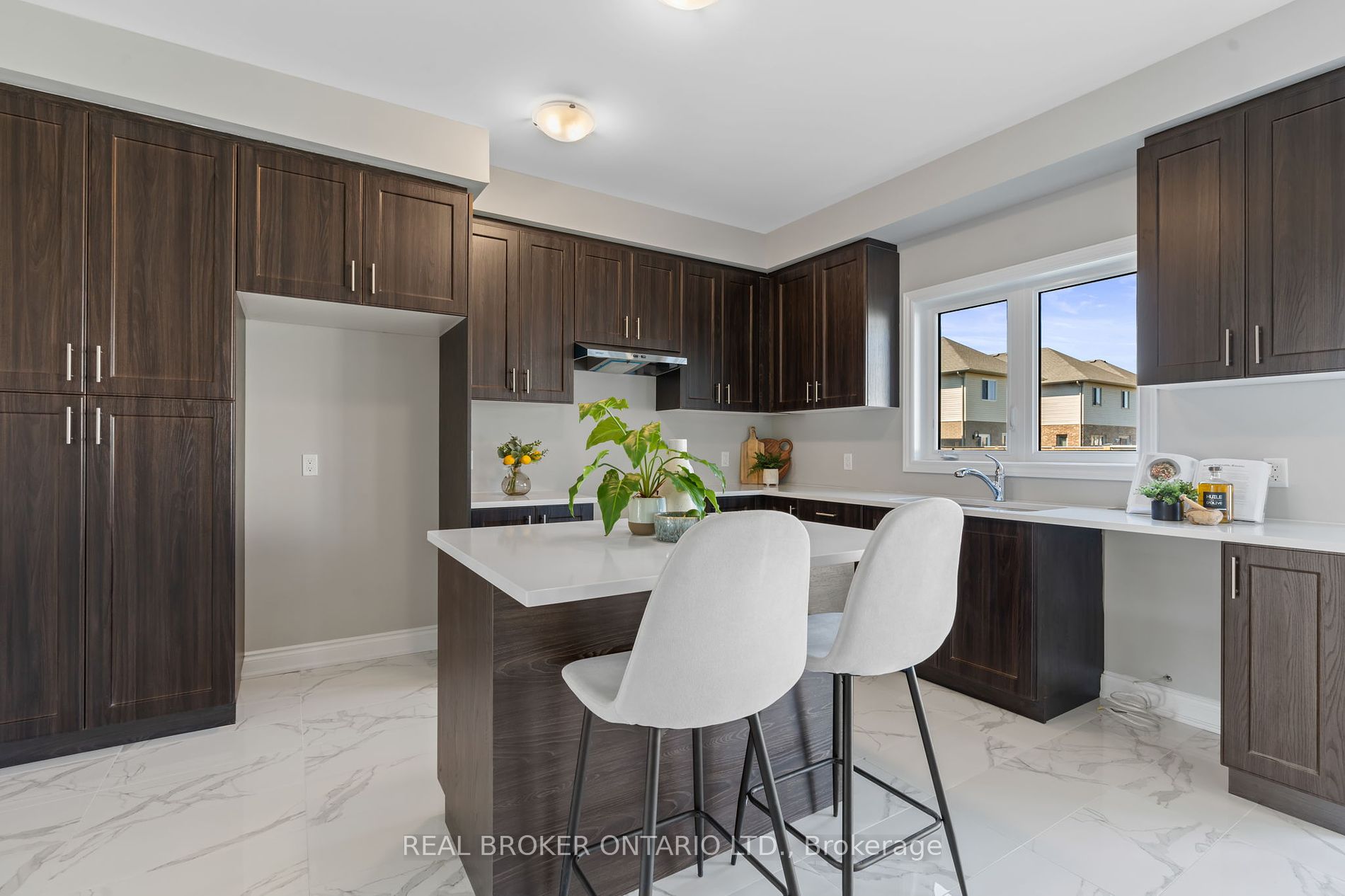 15 Venture Way