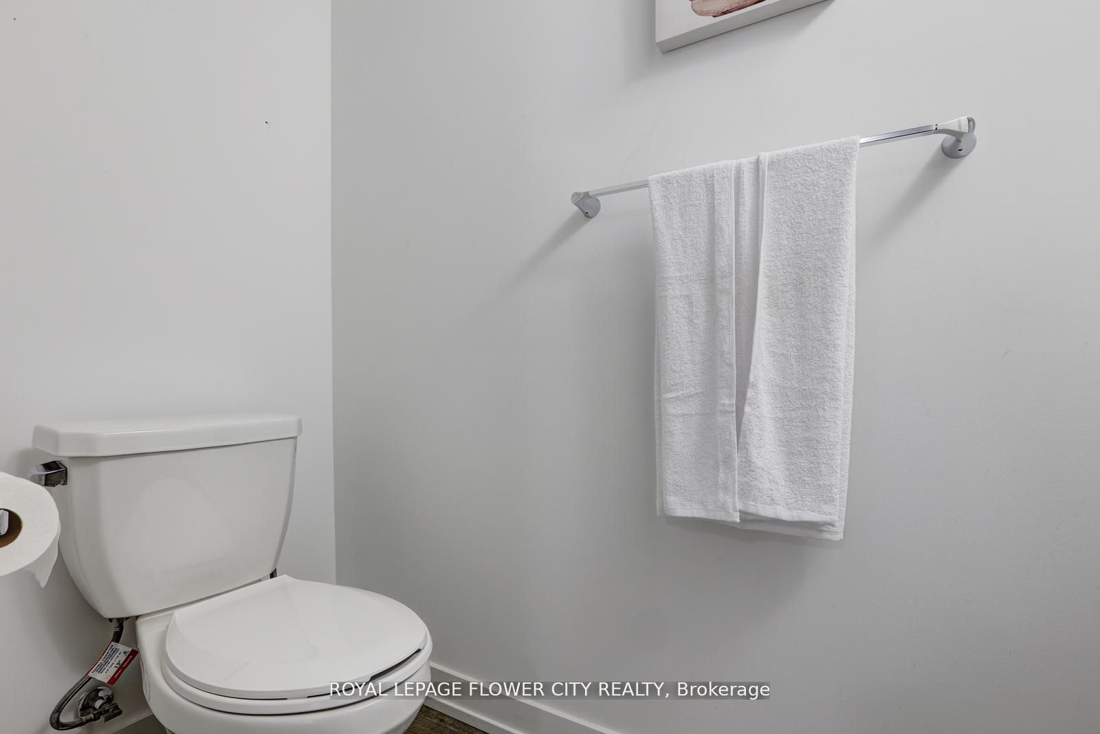 205 West Oak Tr, #16