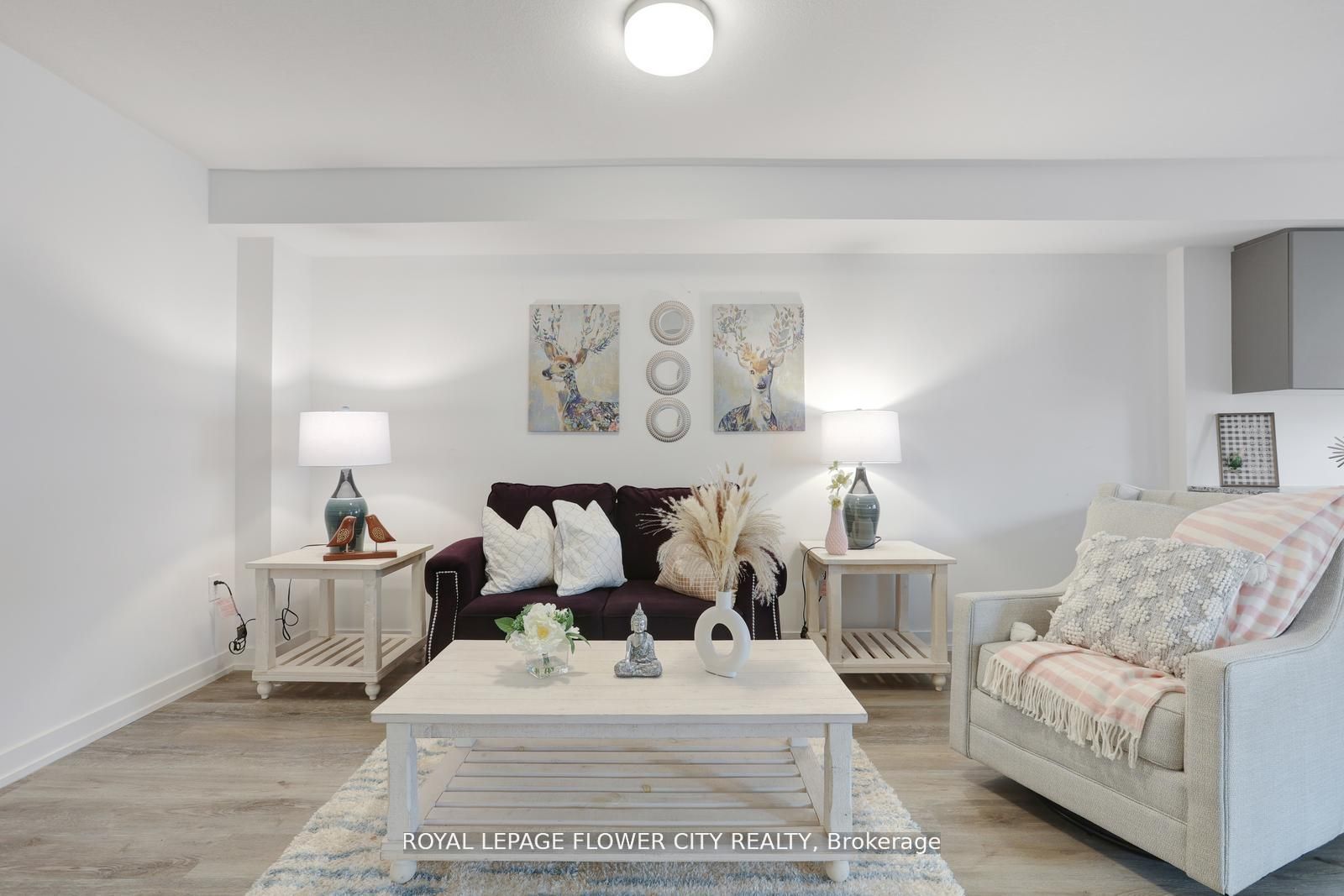 205 West Oak Tr, #16