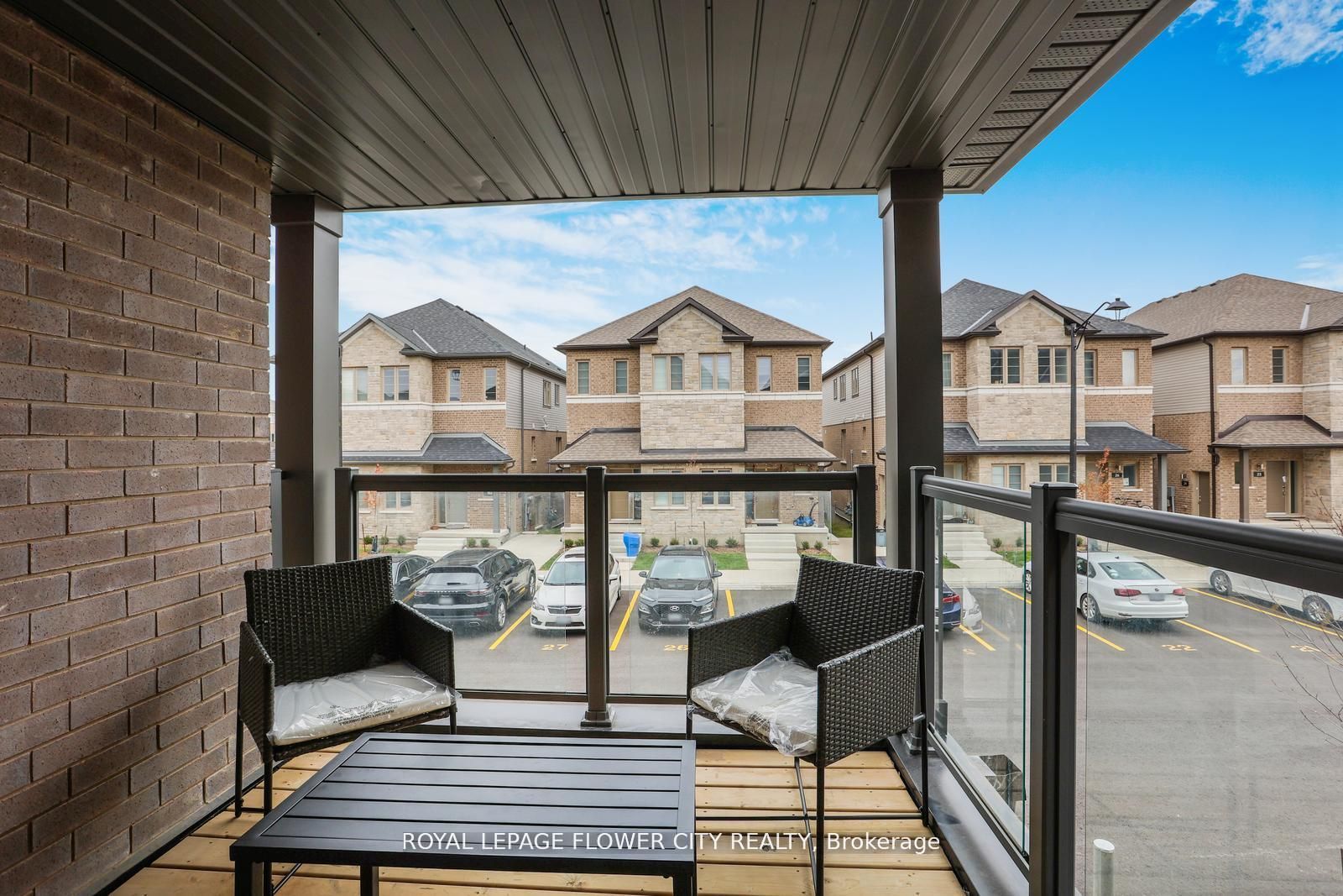 205 West Oak Tr, #16