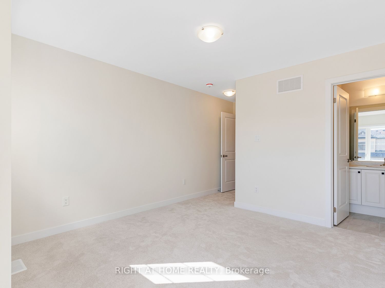 87 Monteith Drive