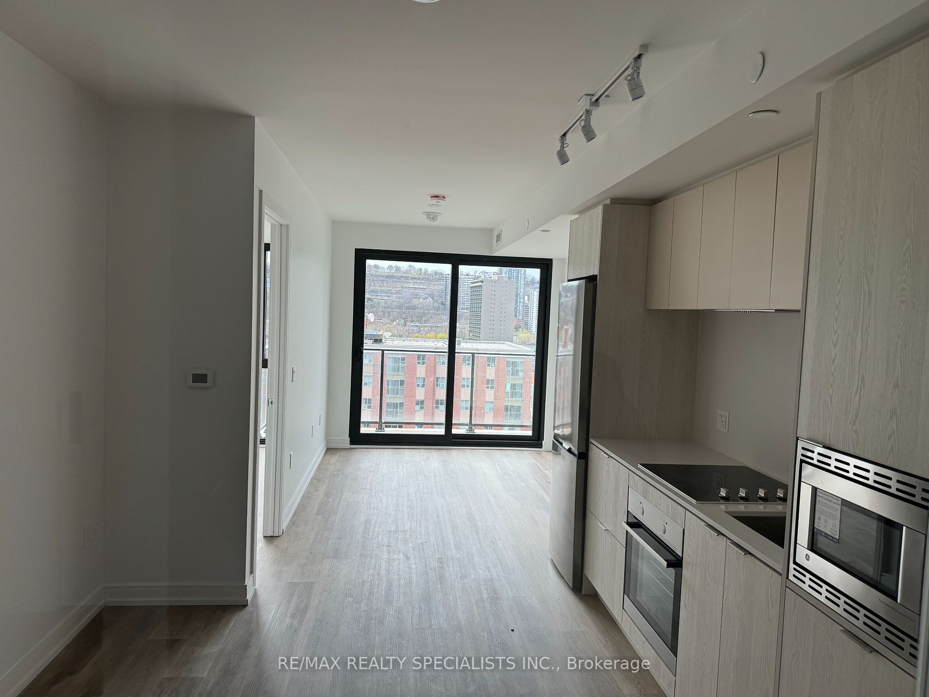 1 JARVIS Street #1404