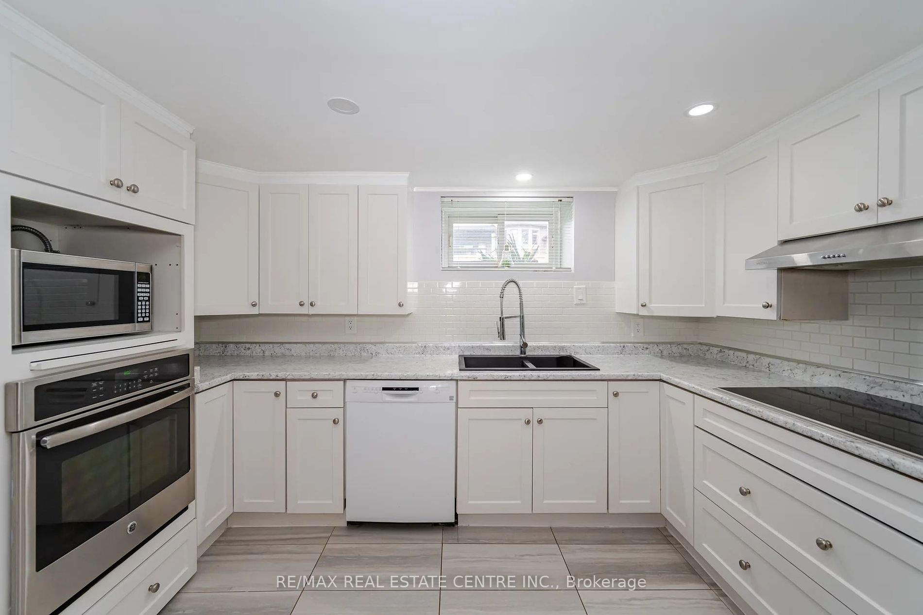 678 Mohawk Road