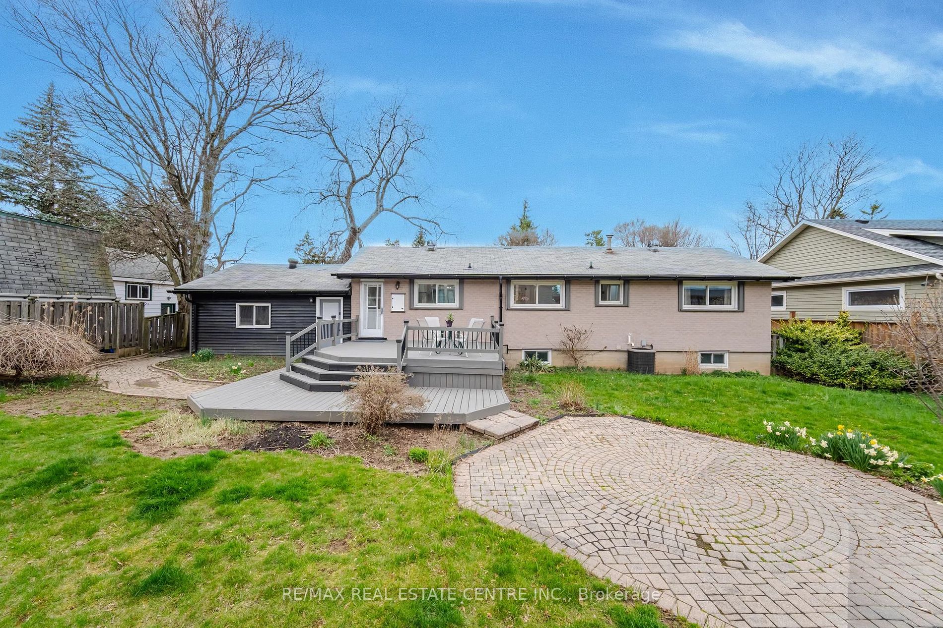 678 Mohawk Road