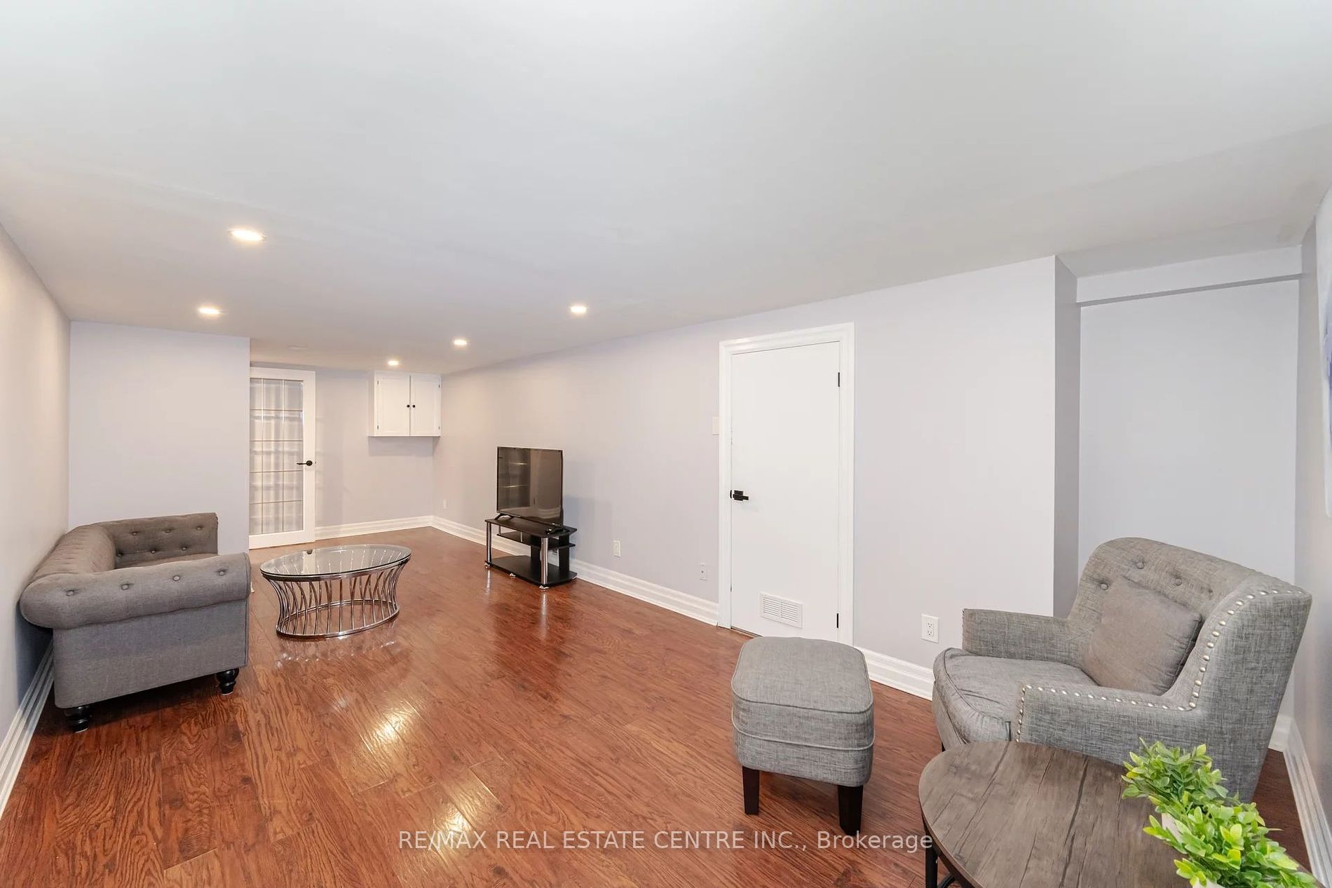 678 Mohawk Road