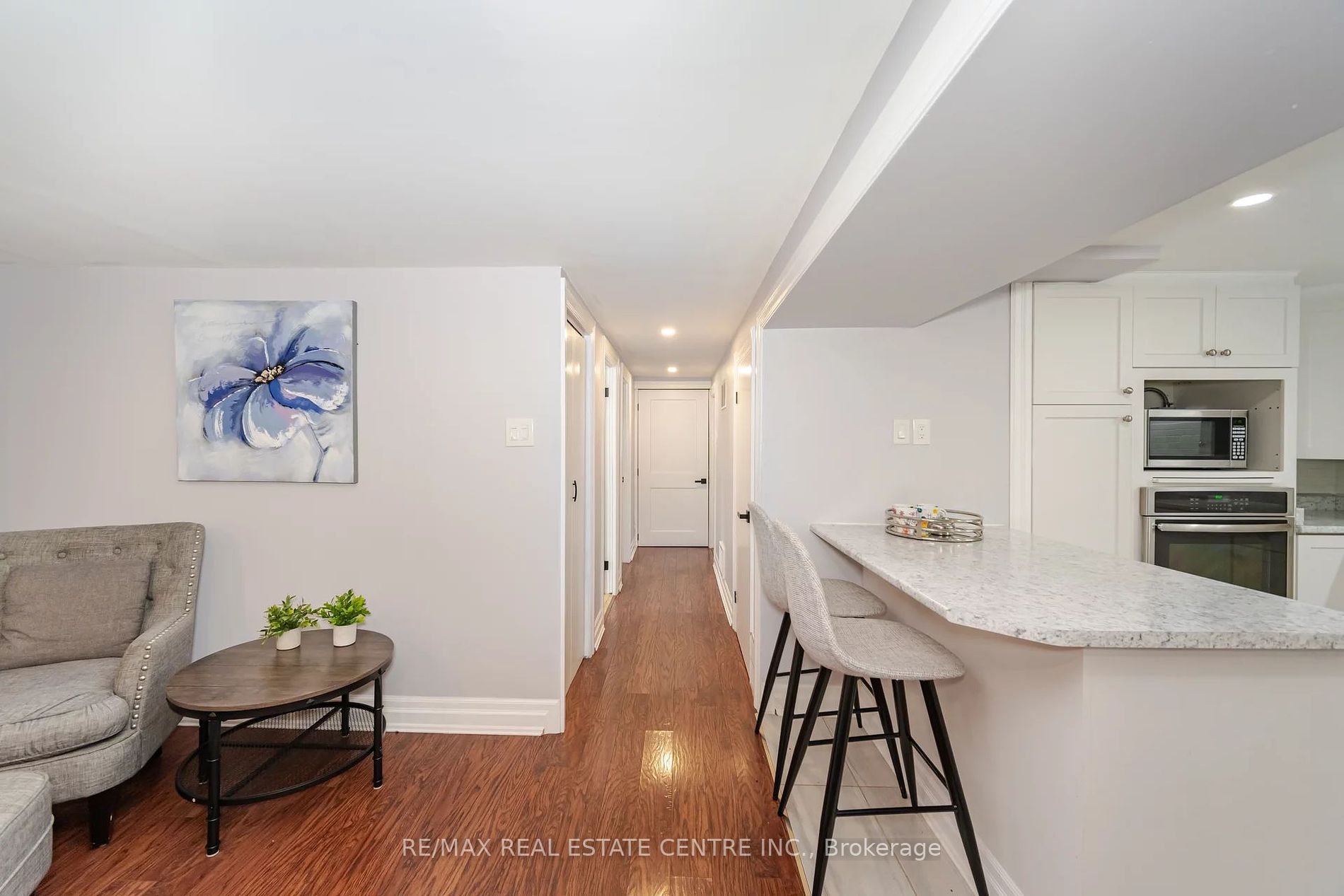 678 Mohawk Road