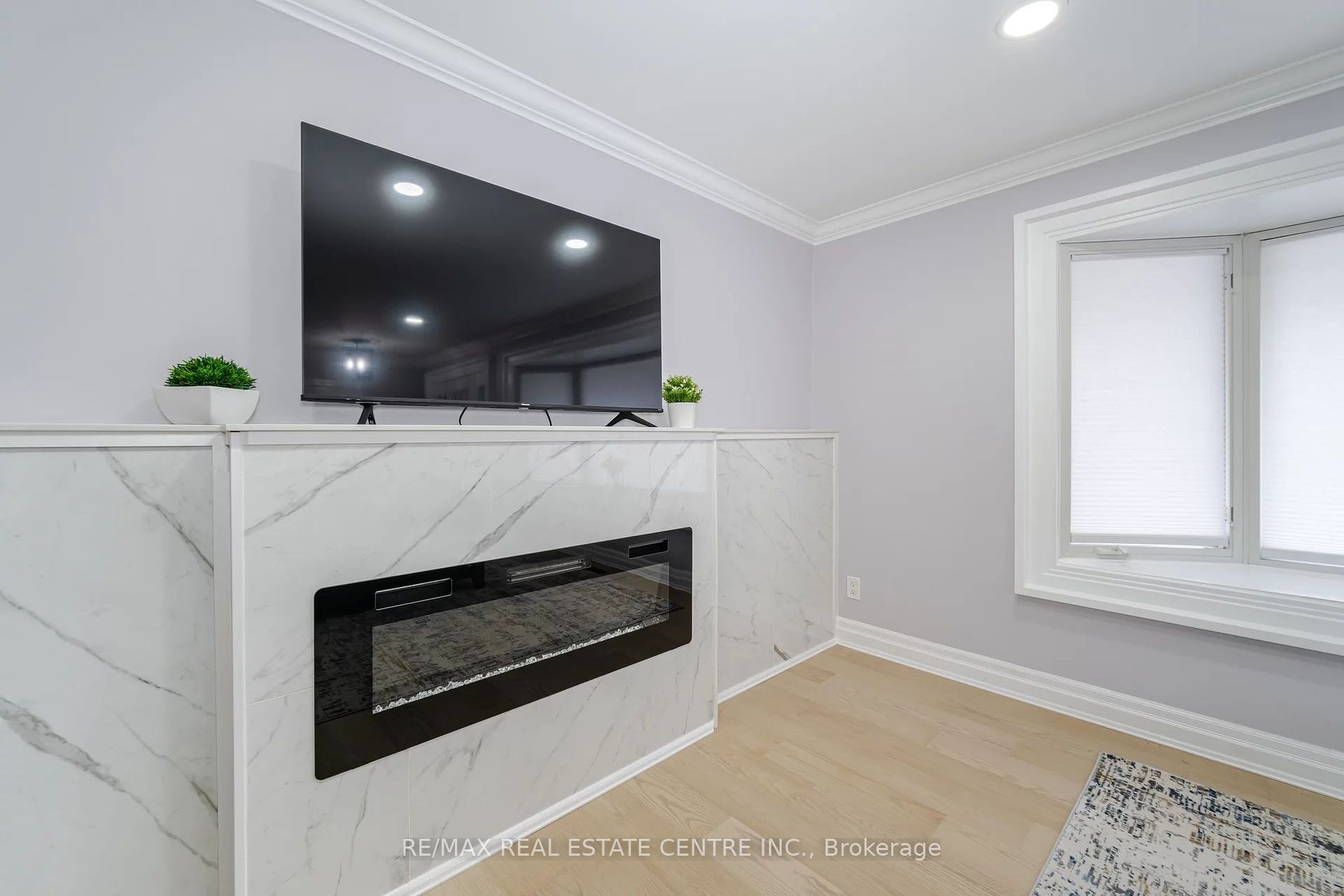 678 Mohawk Road