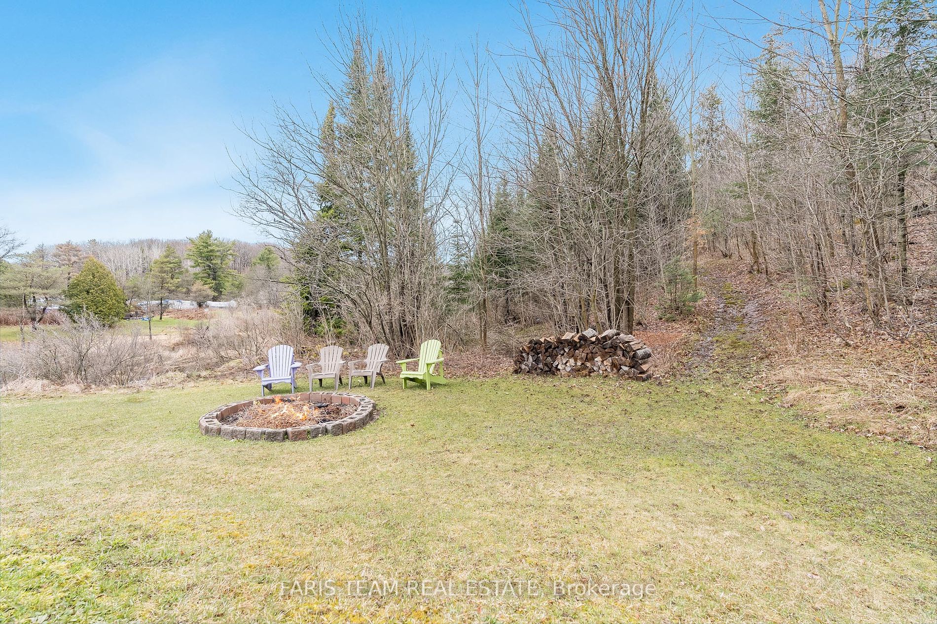 949 Raymond Rd