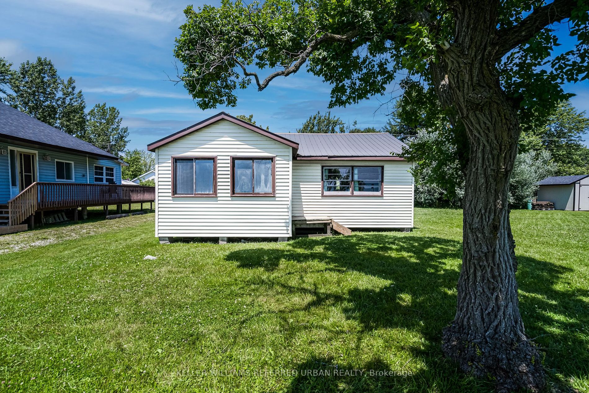845 Lakeshore Rd