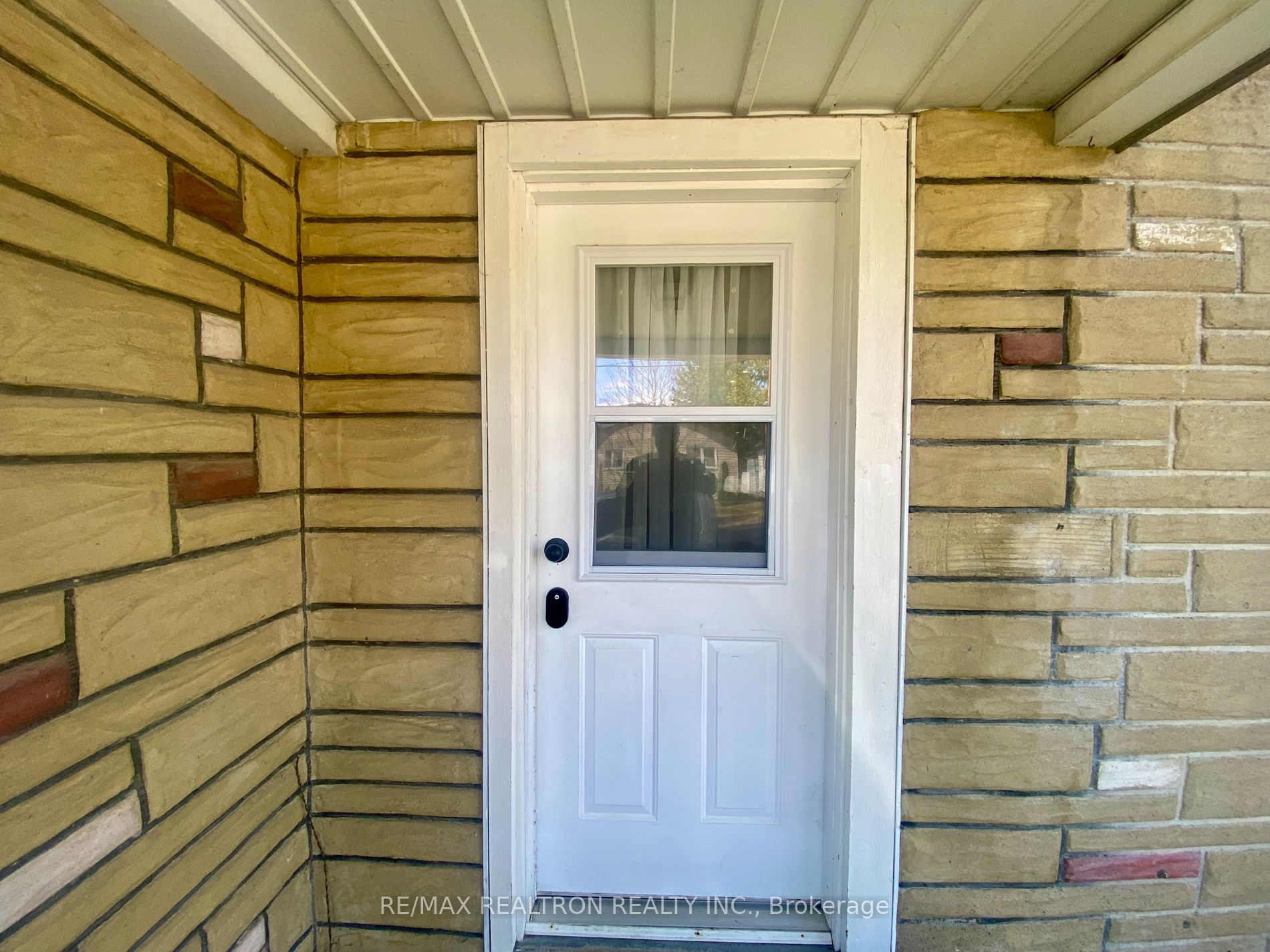 62 Ottawa St