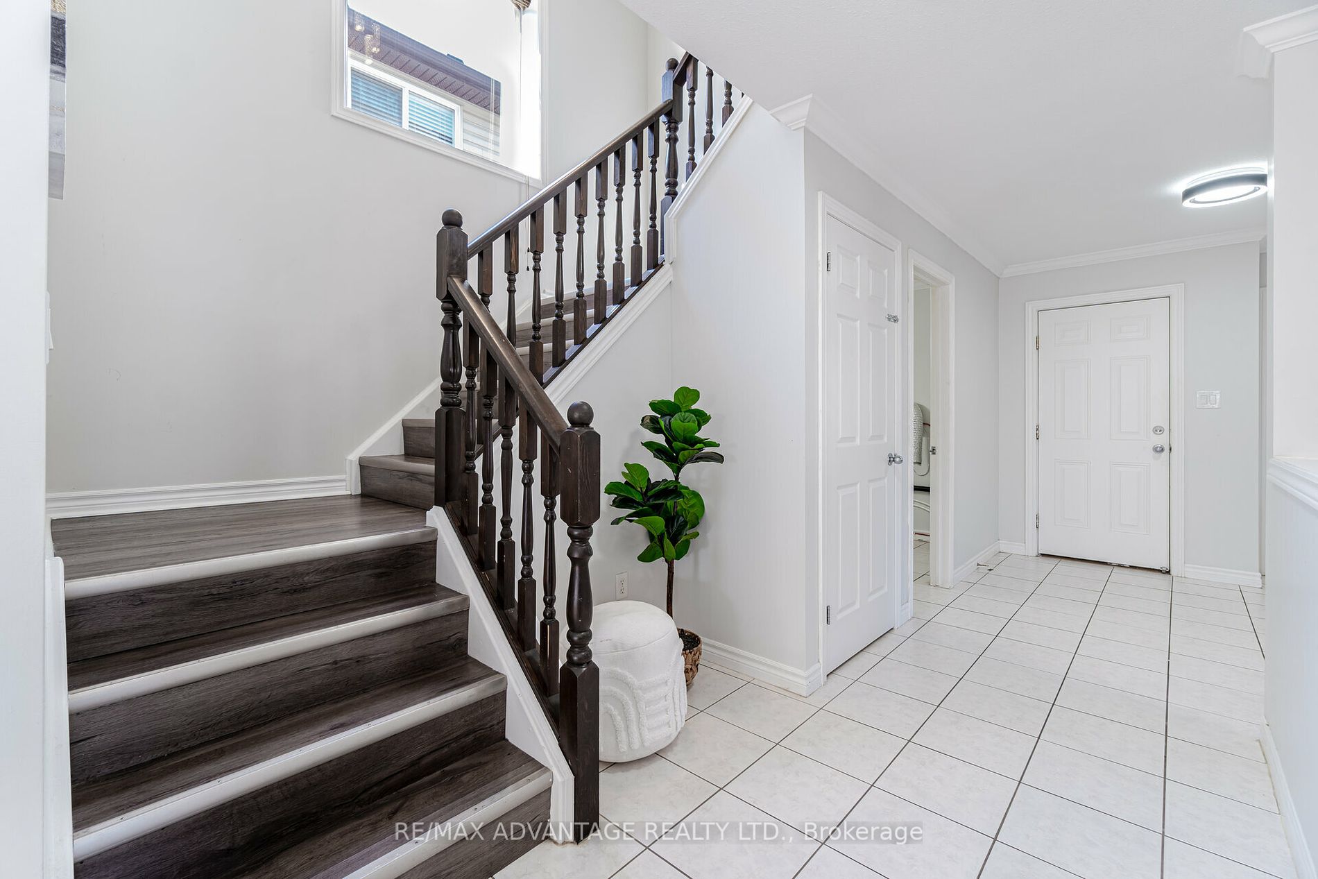 1435 Mickleborough Drive