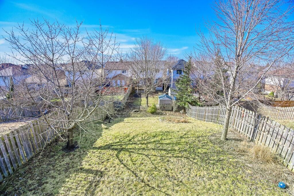 173 Clair Rd W