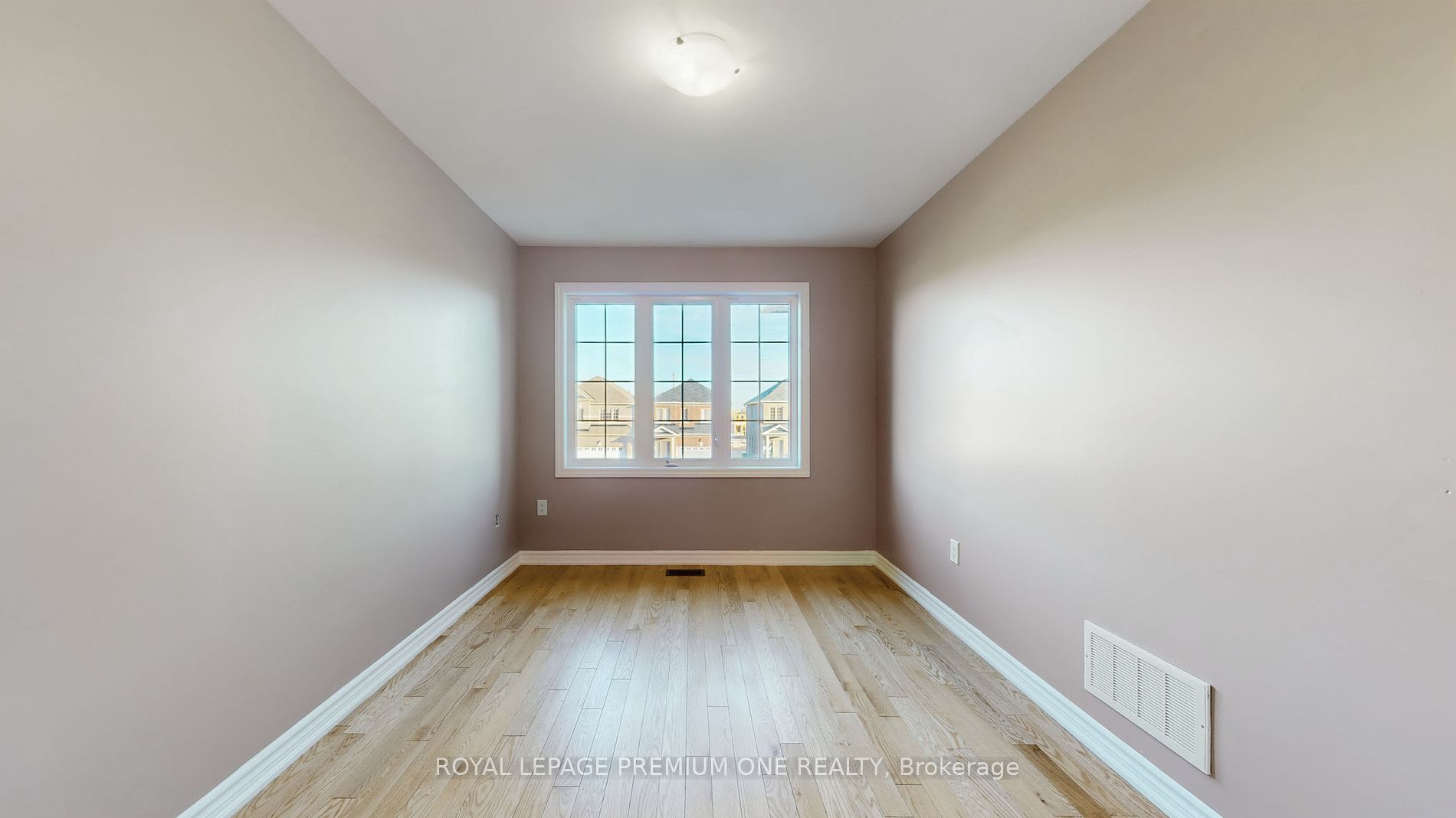 344 Ridley Crescent