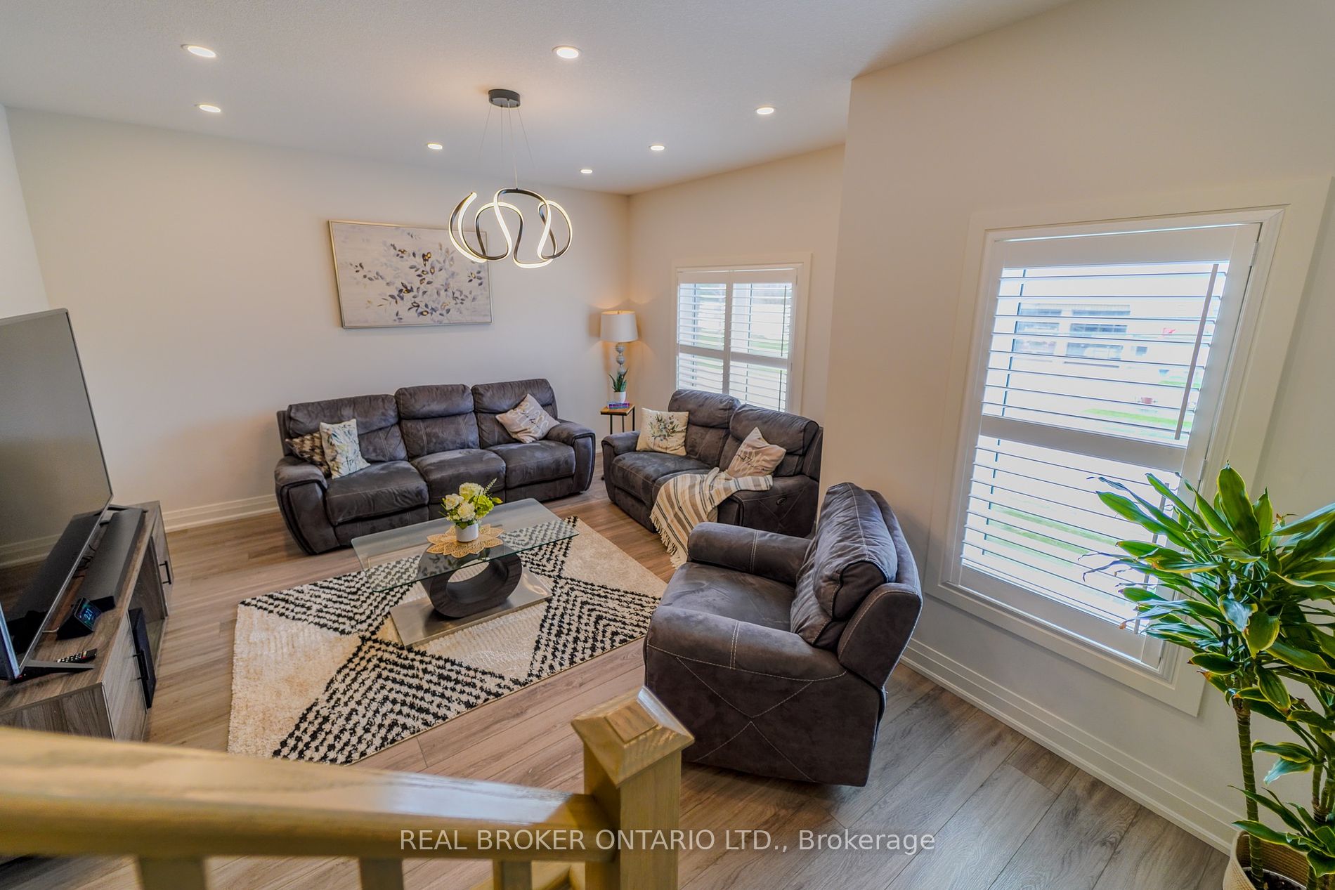 3293 Homestead Drive