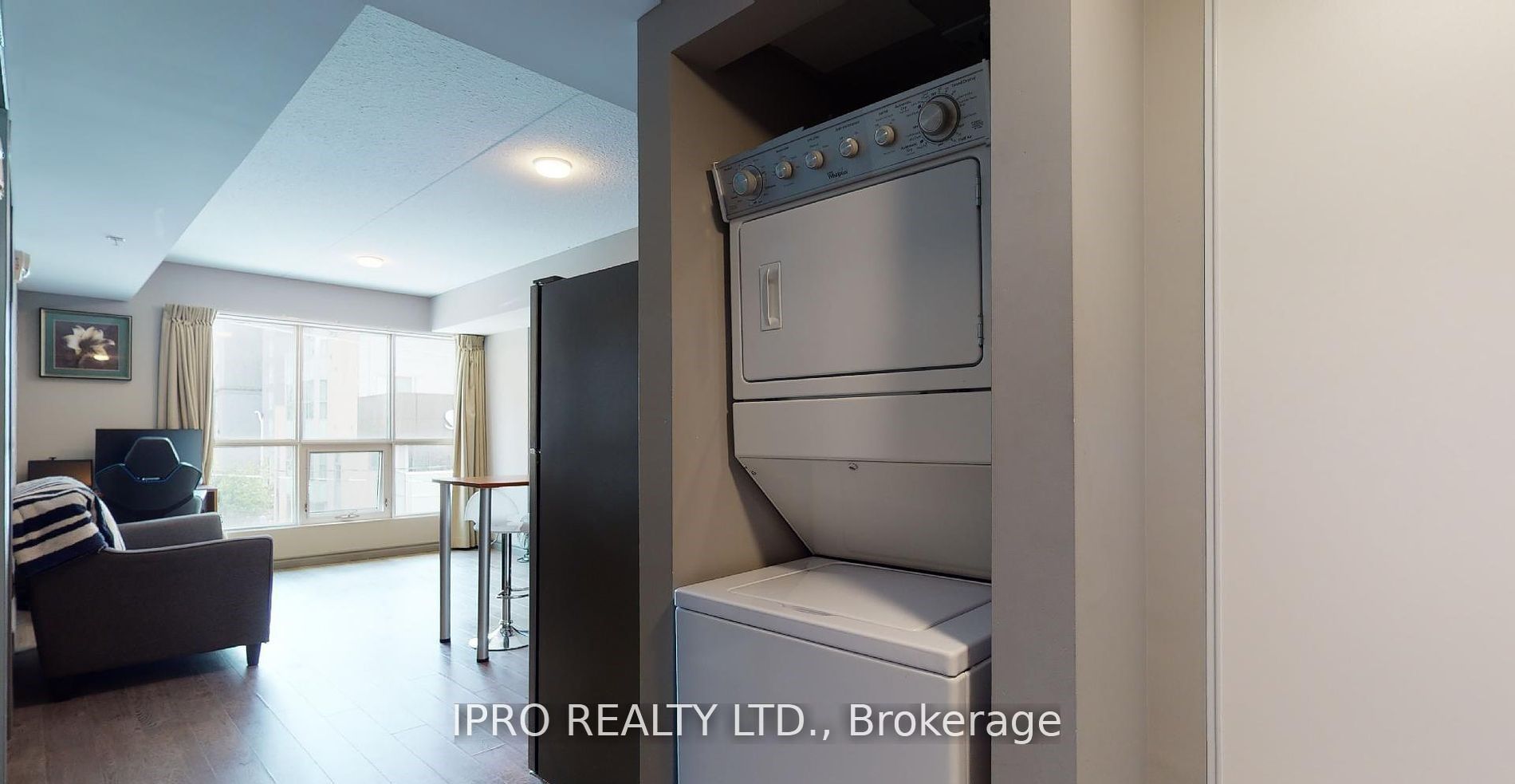 321 Spruce St, #303