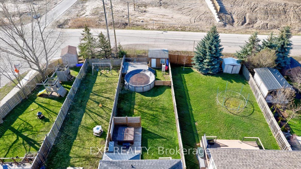 507 Commonwealth Crescent