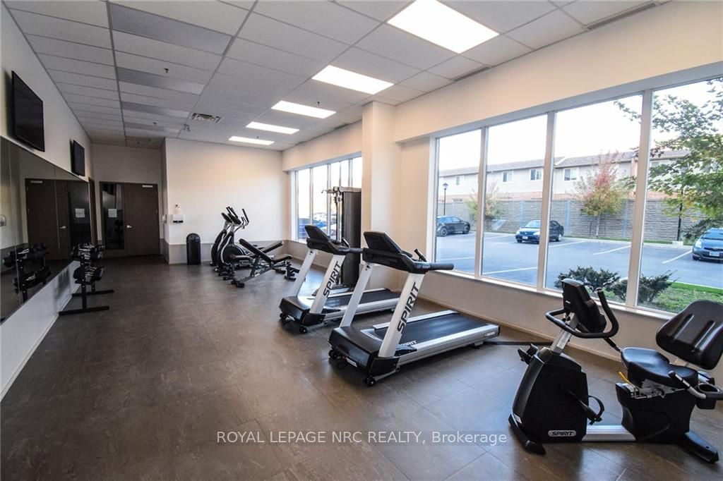 550 North Service Road #1307