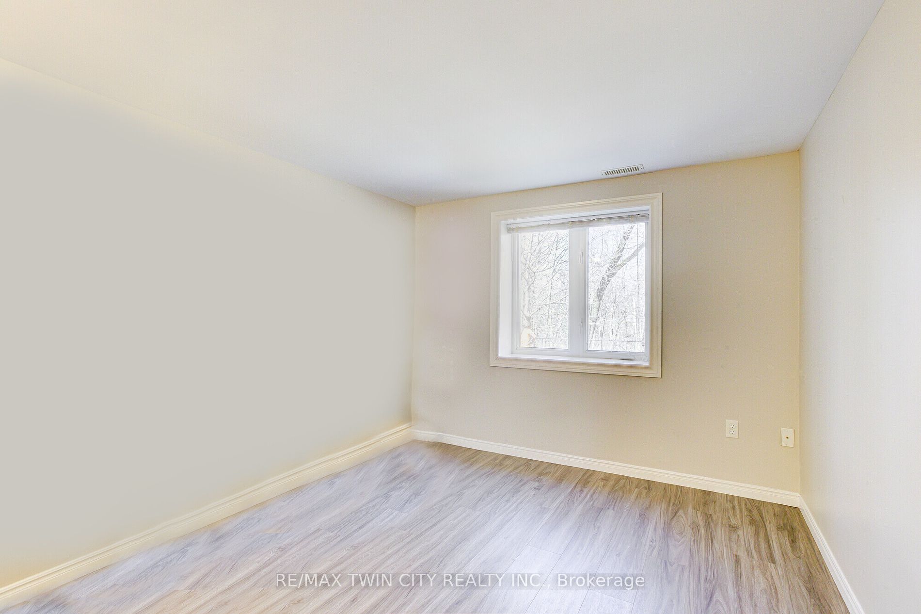 22 Blackhorne Crescent