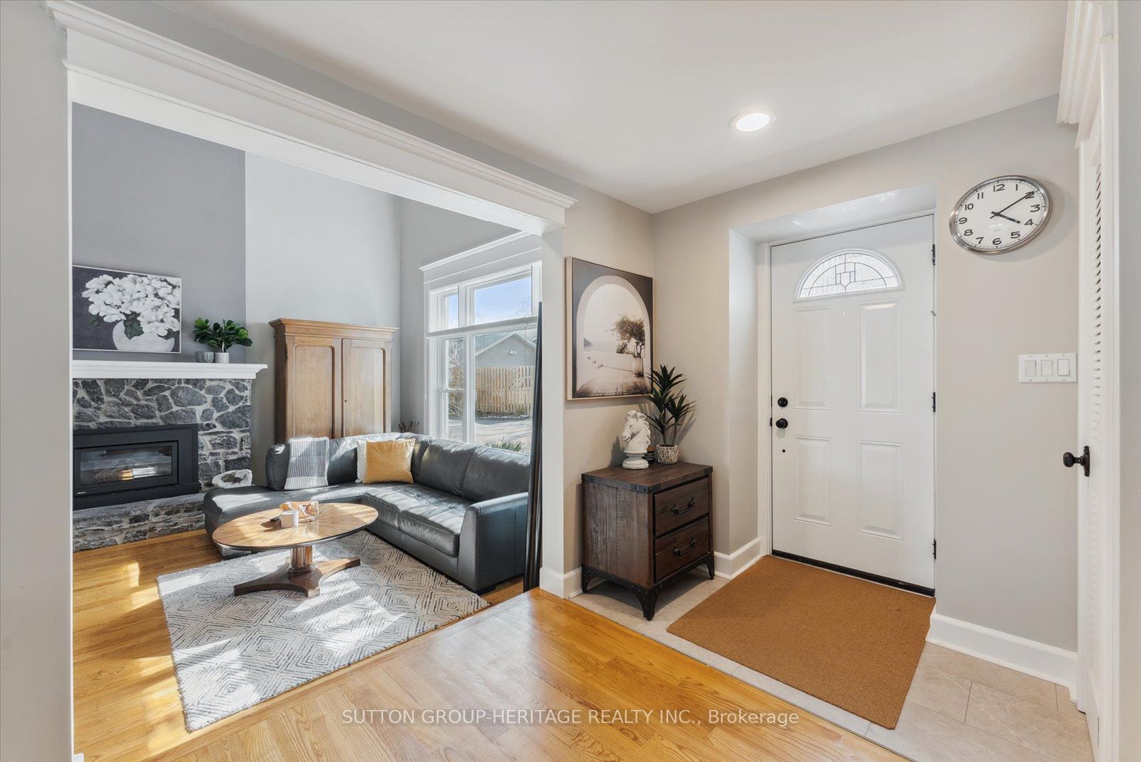 99 Bridge Street E #5