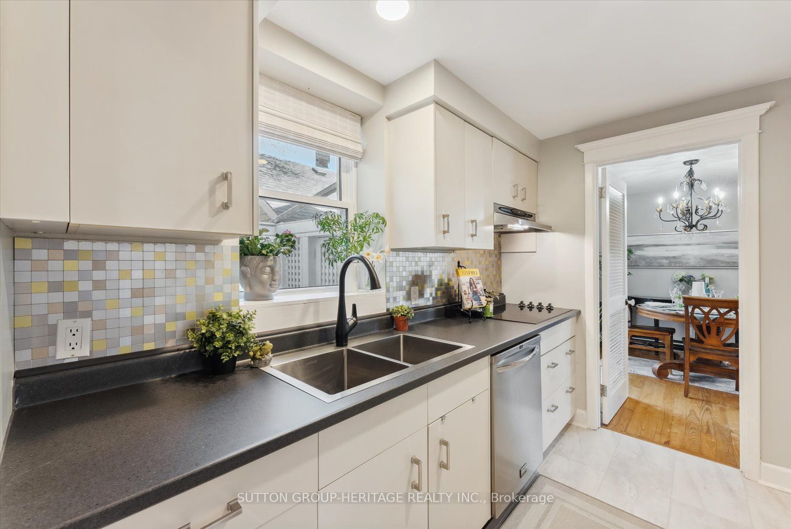 99 Bridge Street E #5