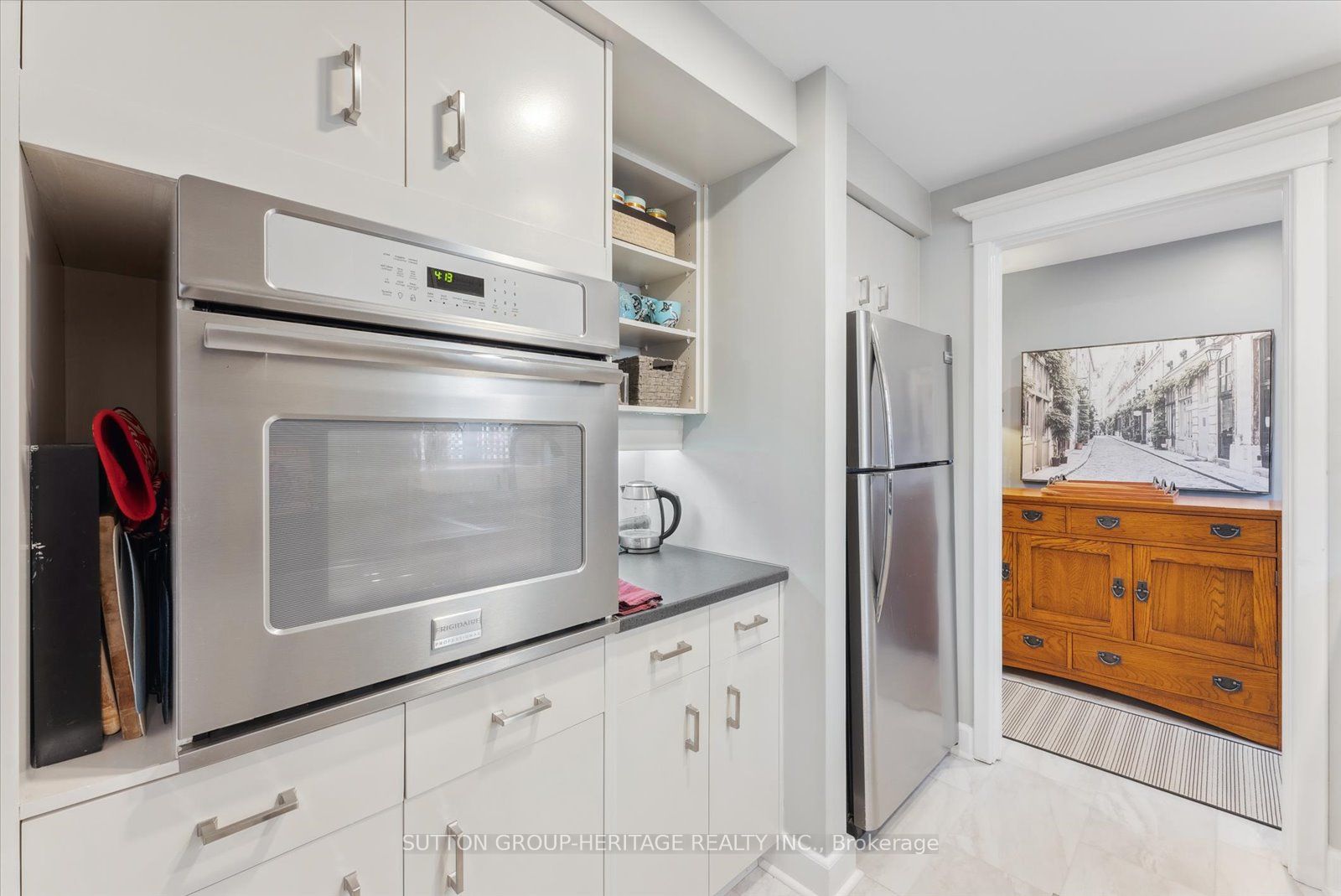 99 Bridge Street E #5