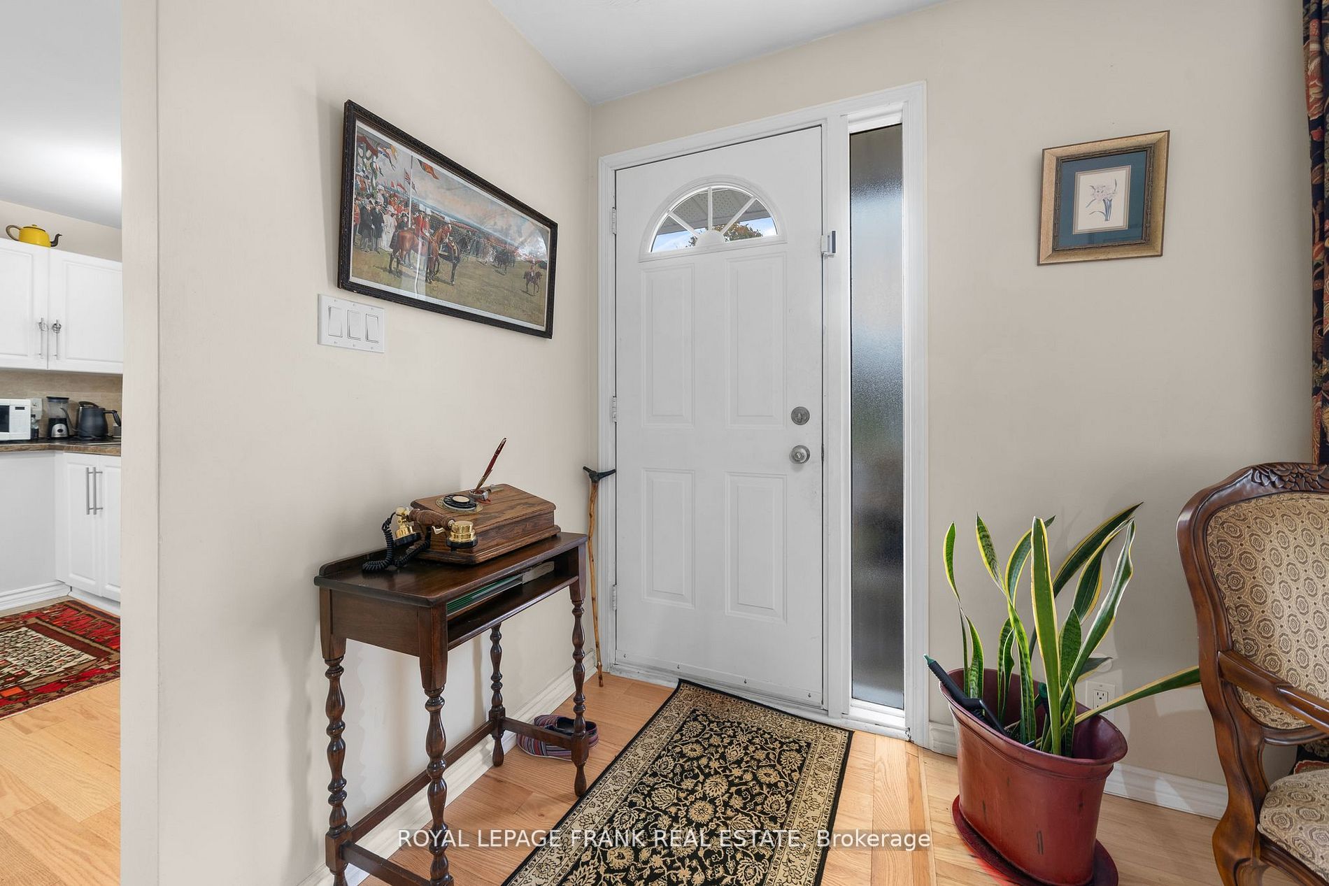 100 Colborne Street W