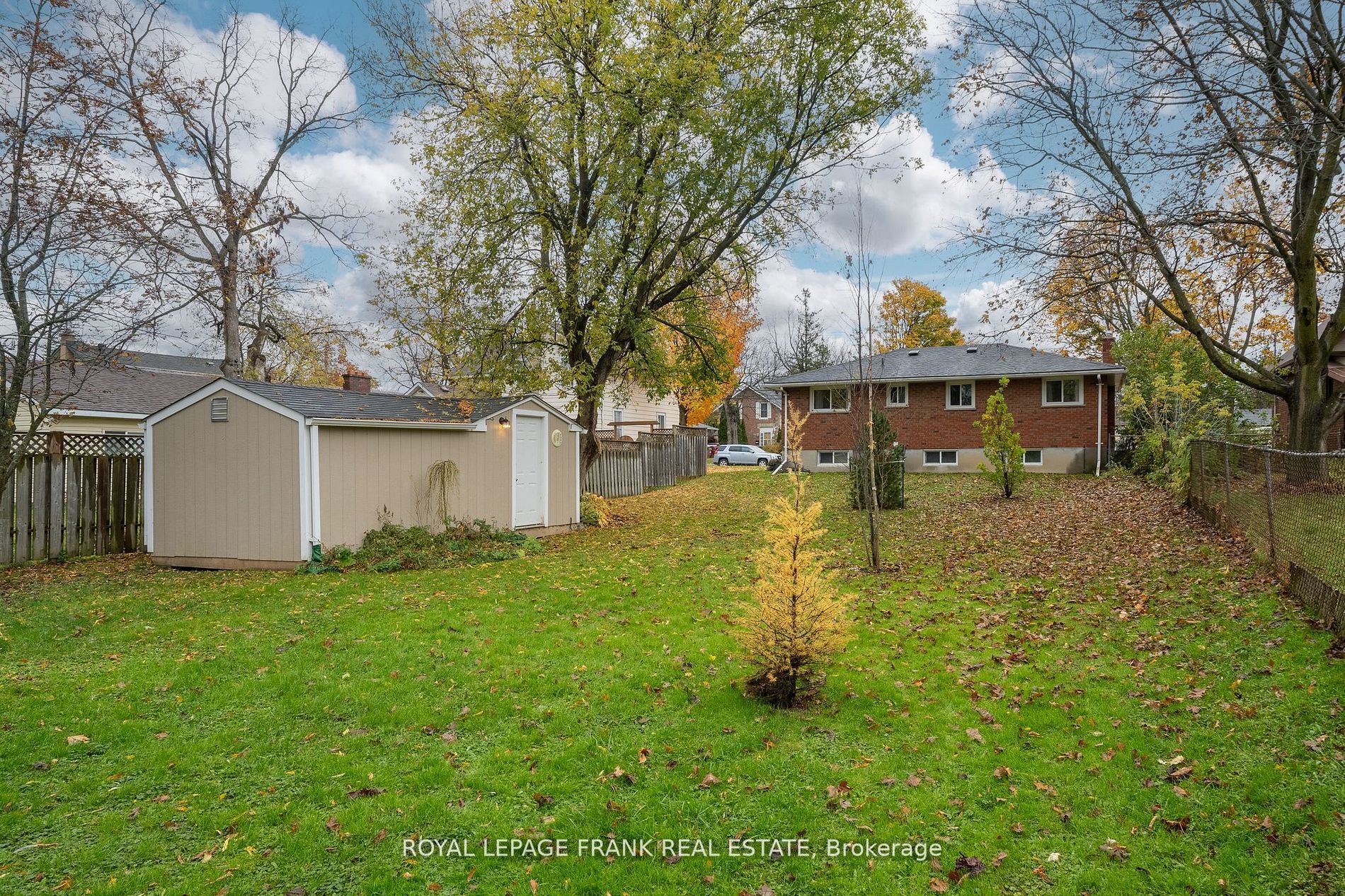 100 Colborne Street W