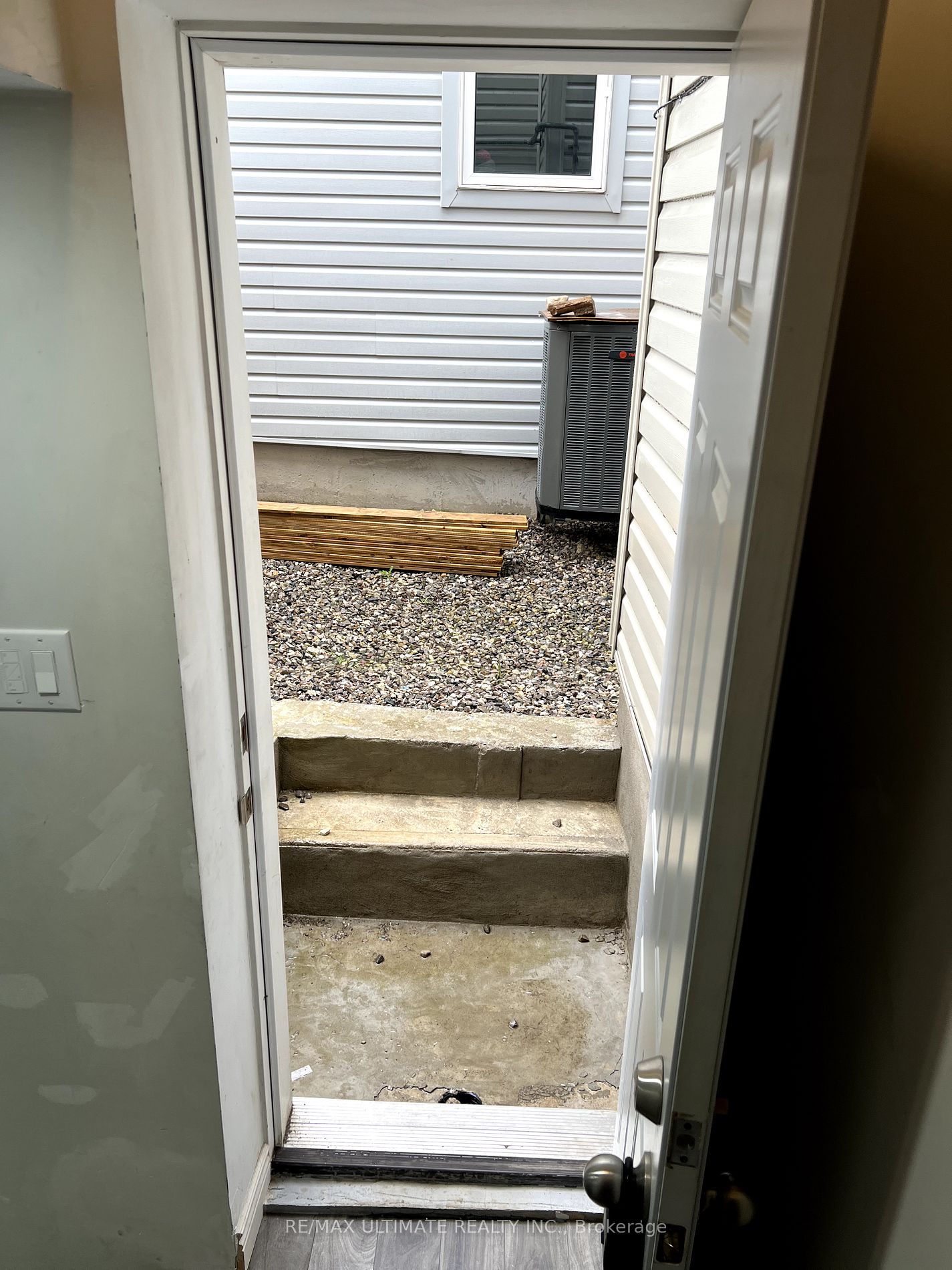 681 Mcmullen St, #Bsmnt