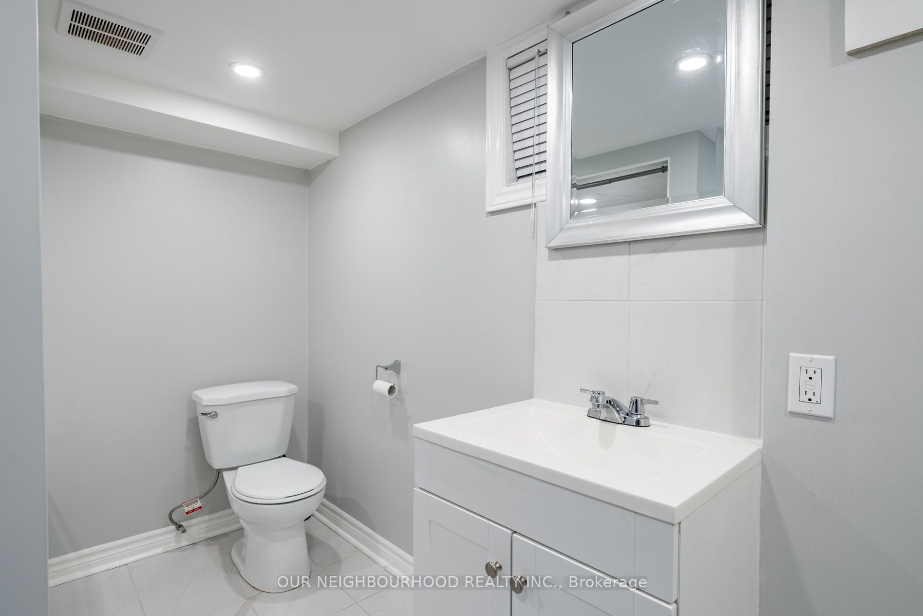 44 Elgin Street N