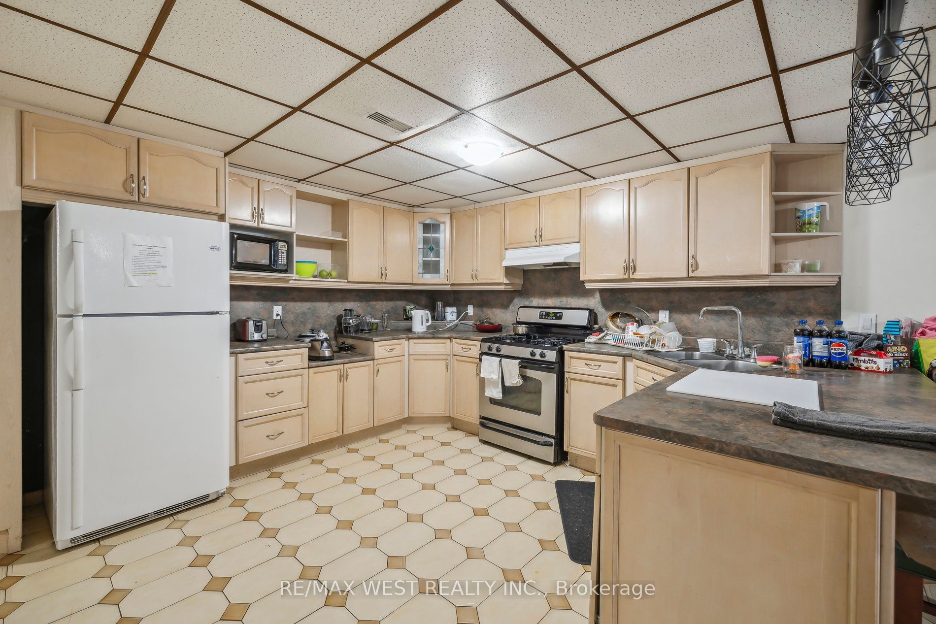 7105 York Drive