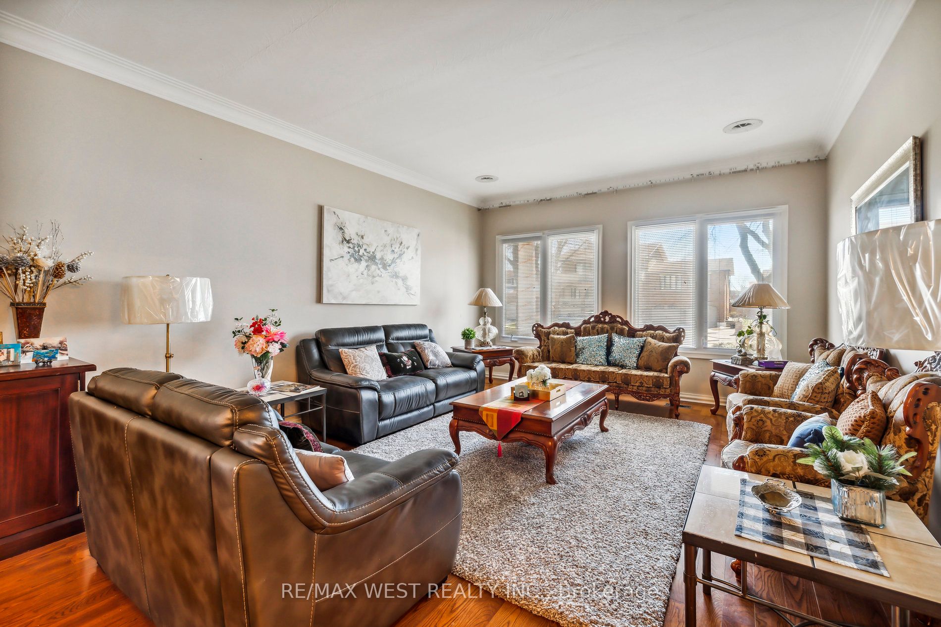 7105 York Drive