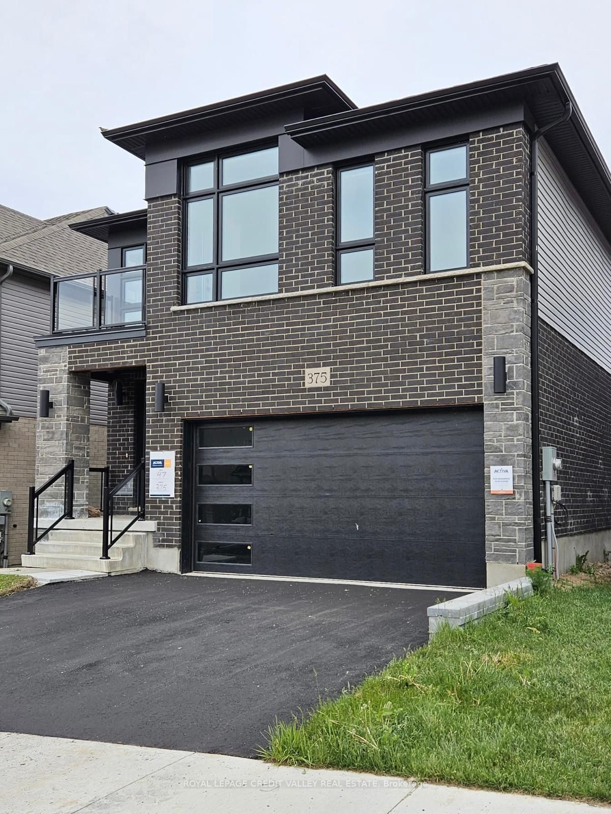 375 Chokecherry Crescent