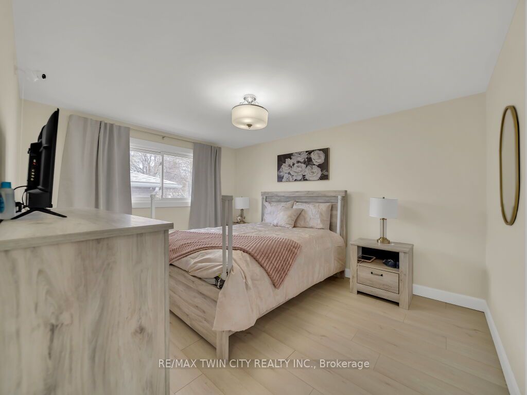 75 Bettley Crescent
