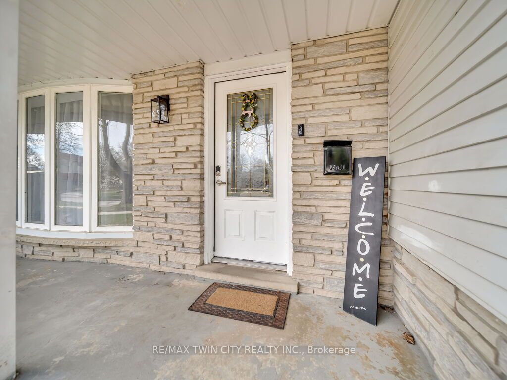 75 Bettley Crescent