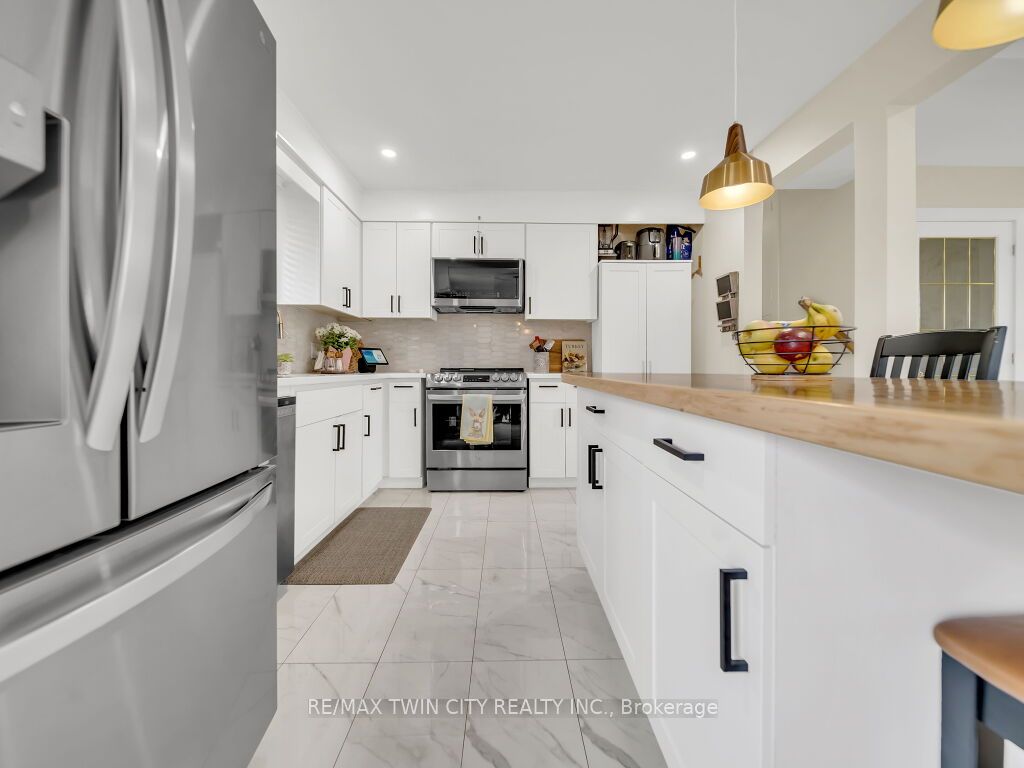 75 Bettley Crescent