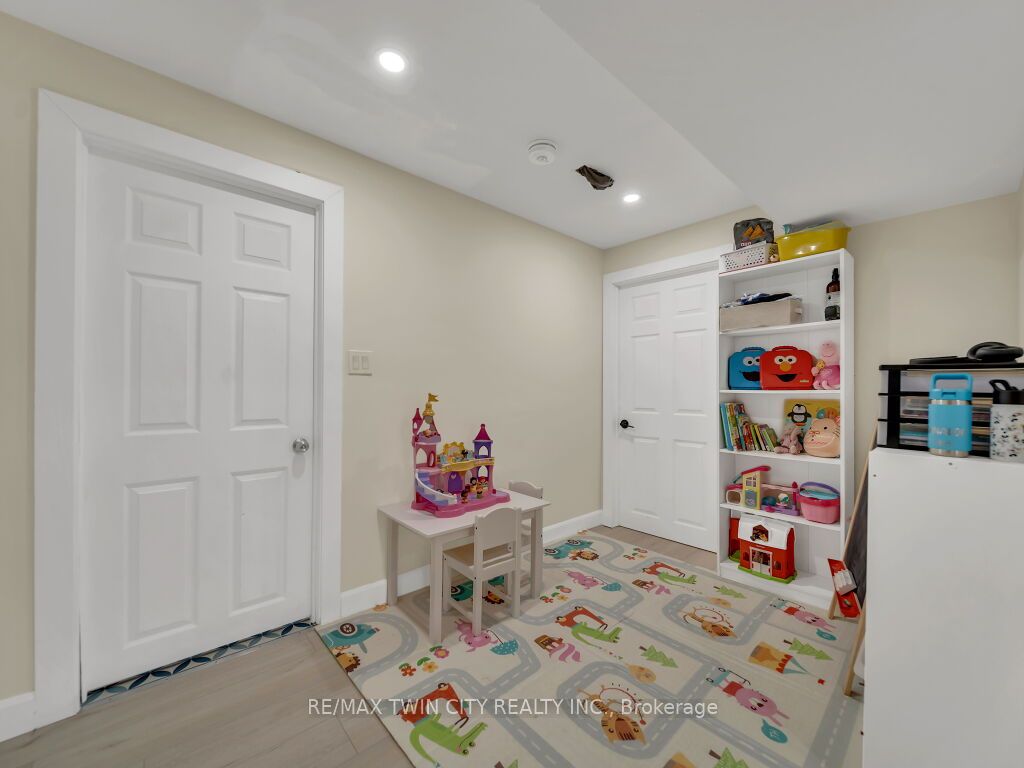 75 Bettley Crescent
