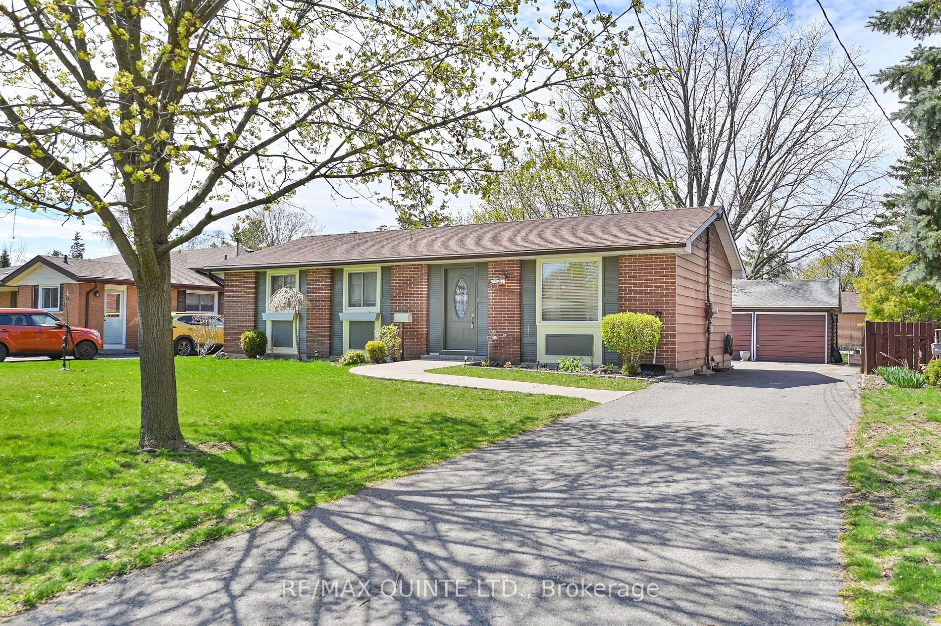 26 Lexington Crescent