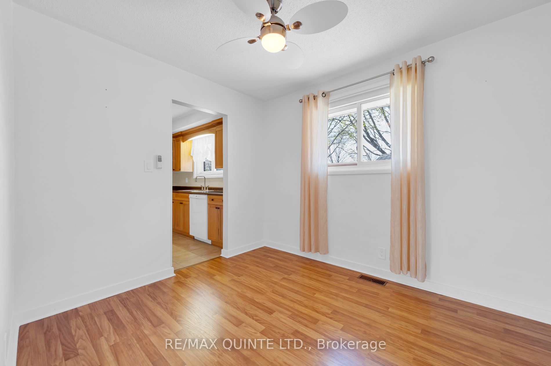26 Lexington Crescent
