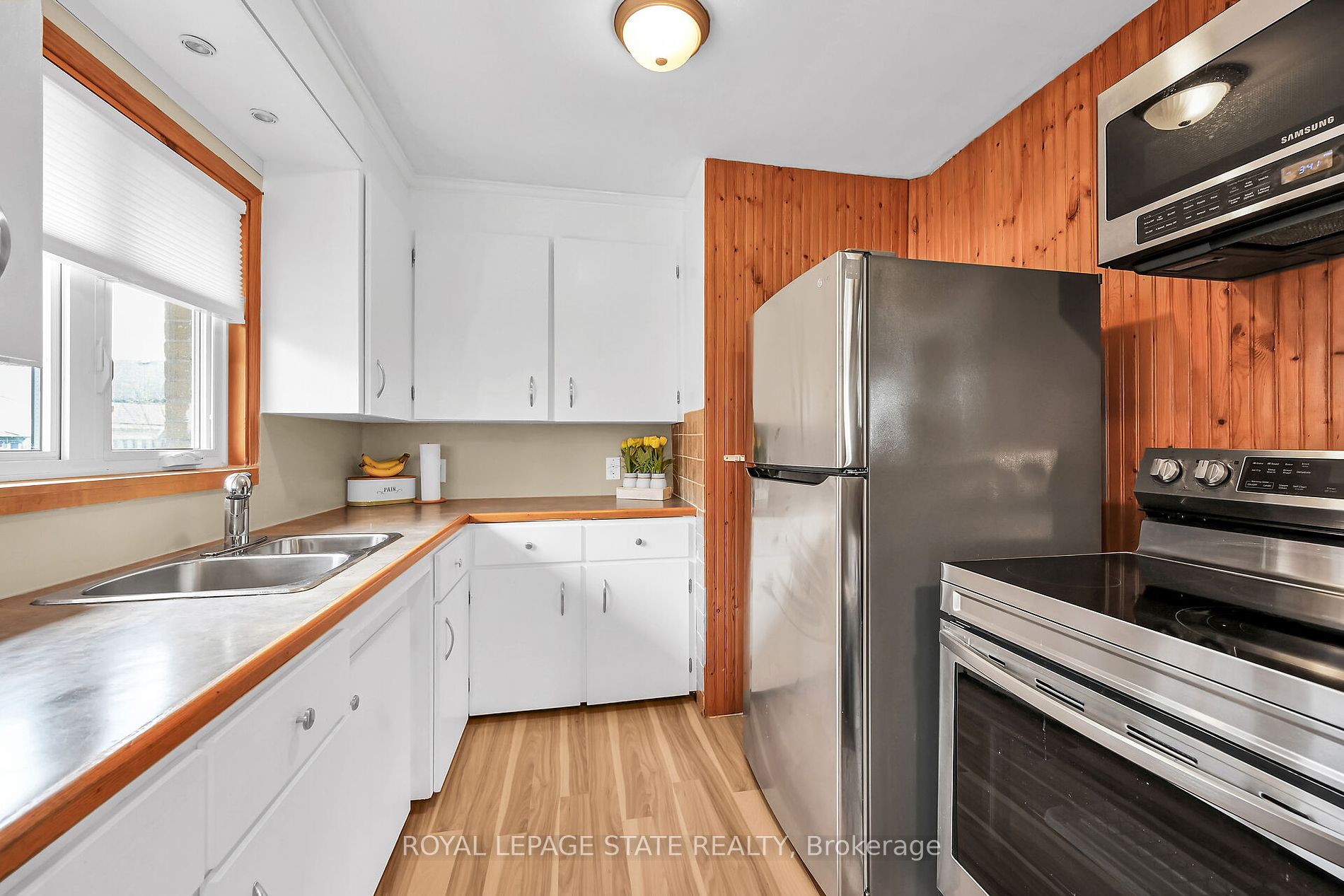 352 EAST 28TH Street