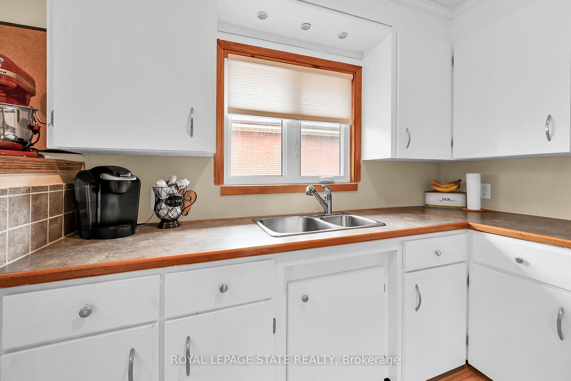 352 EAST 28TH Street
