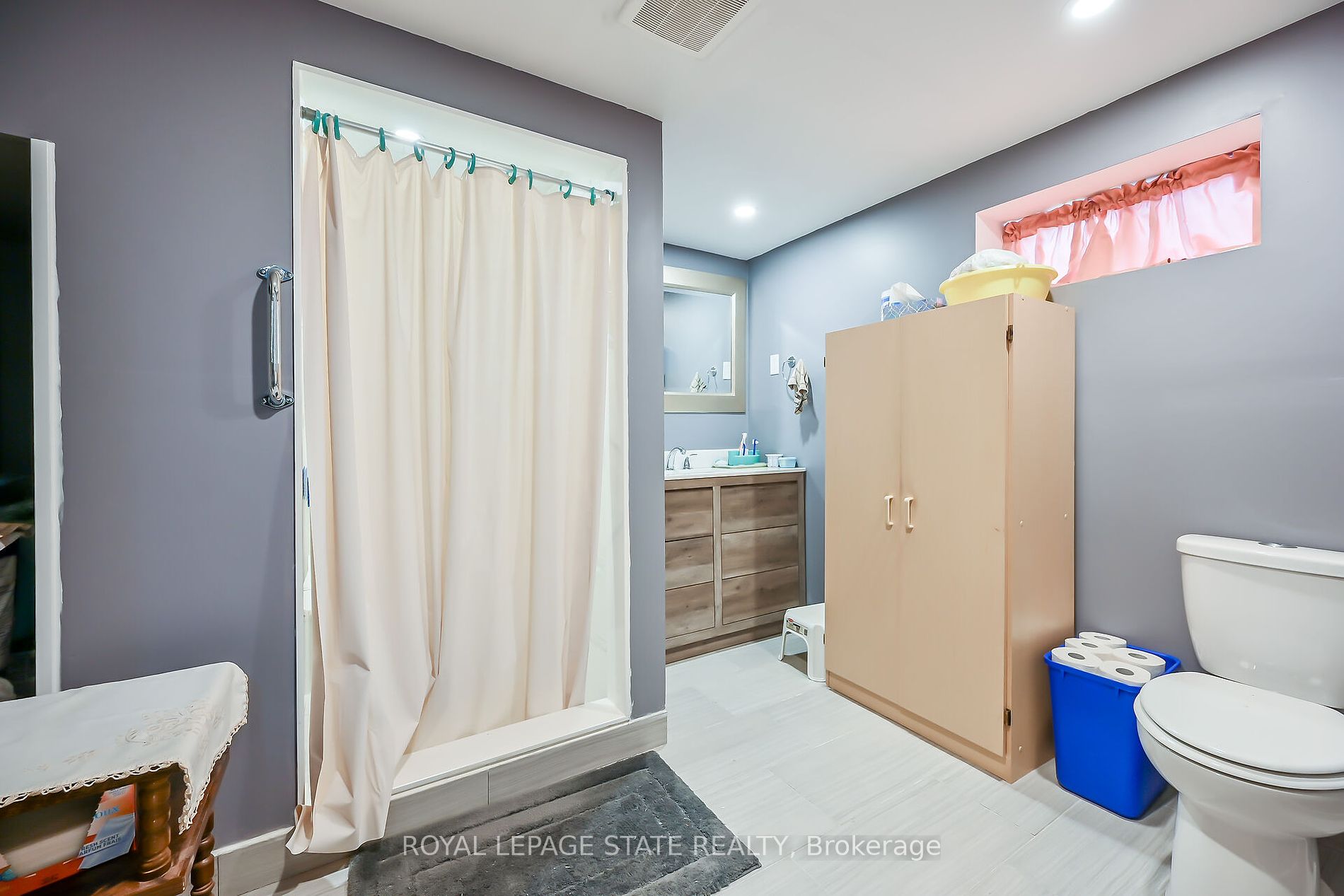 352 EAST 28TH Street