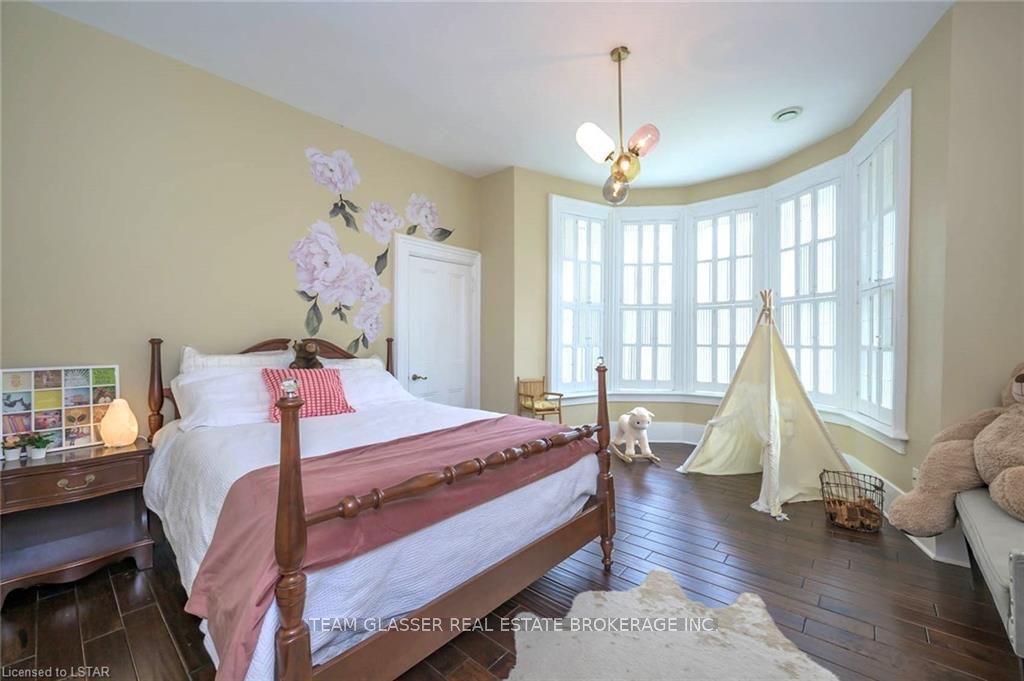 161 Windermere Rd