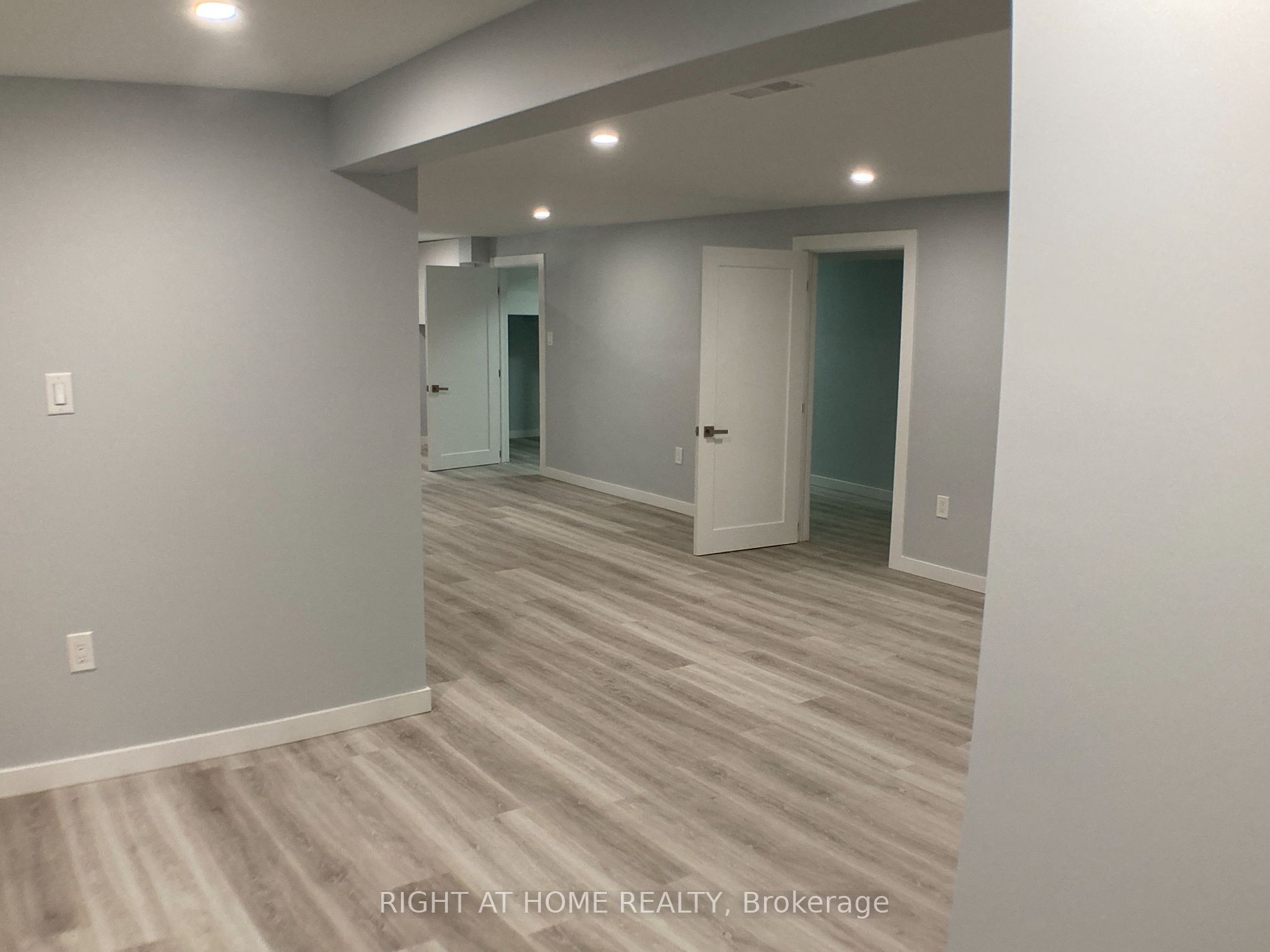 89 Greeningdon Drive