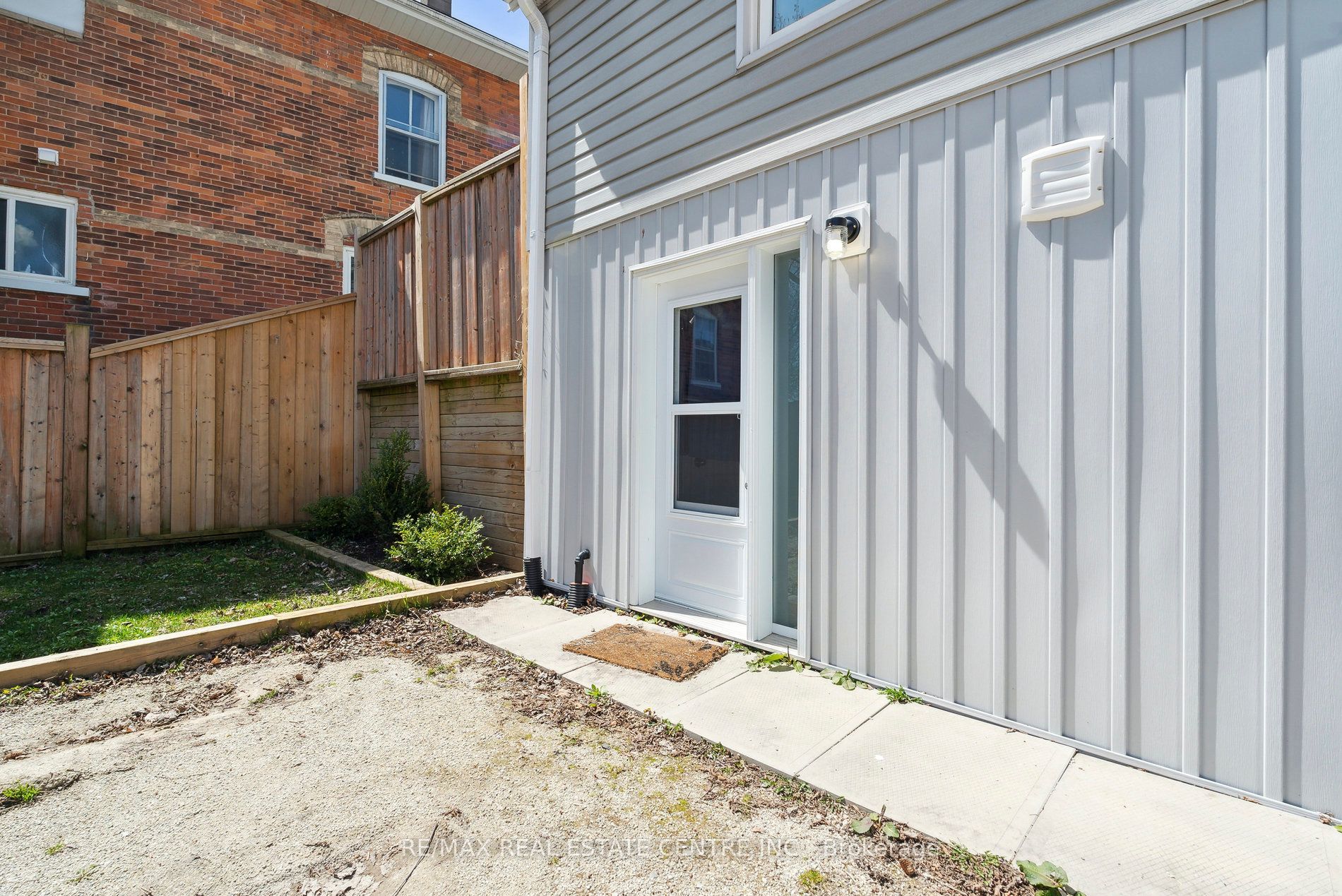 221 Owen Sound Street