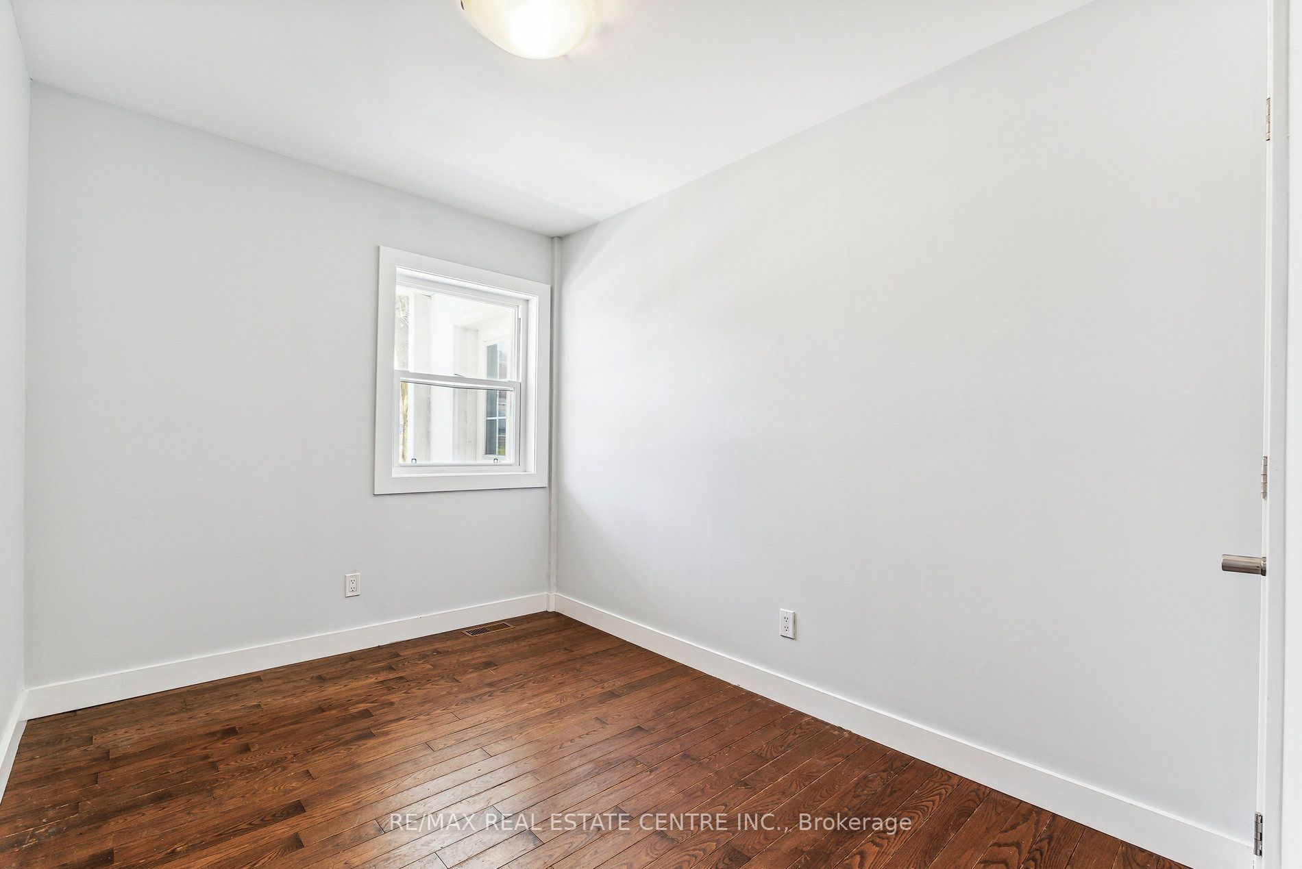 221 Owen Sound Street