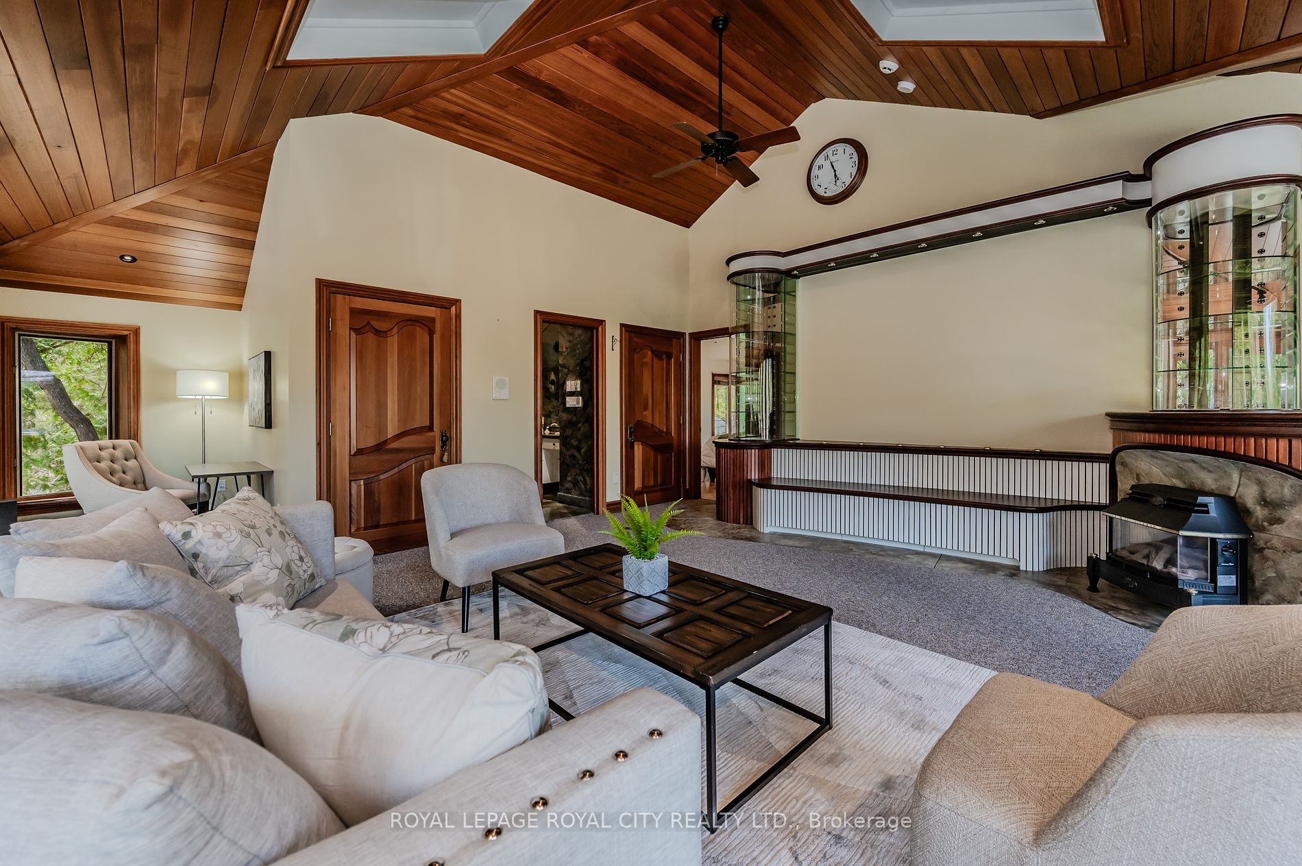 15 River Bluff Path