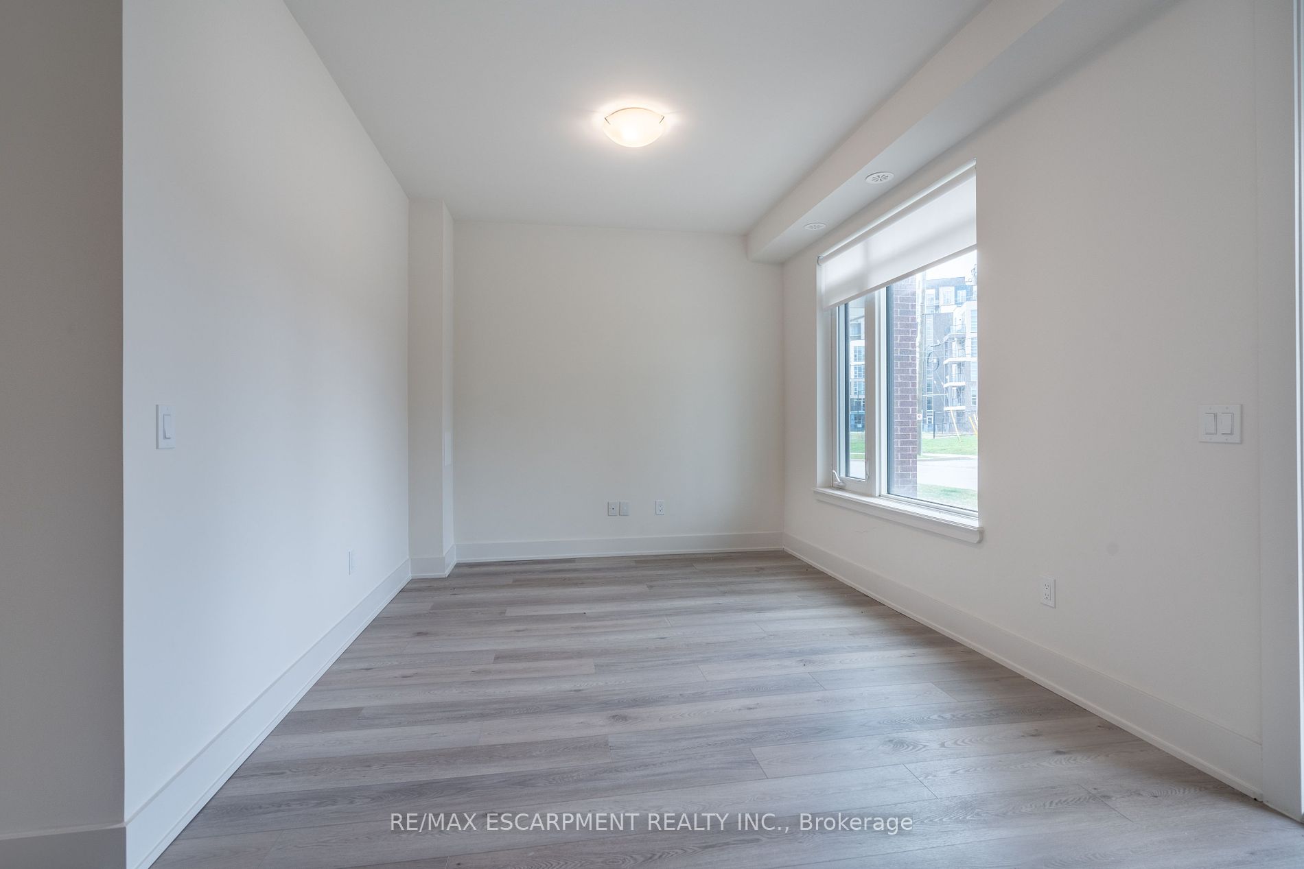 10 Windward Dr, #76