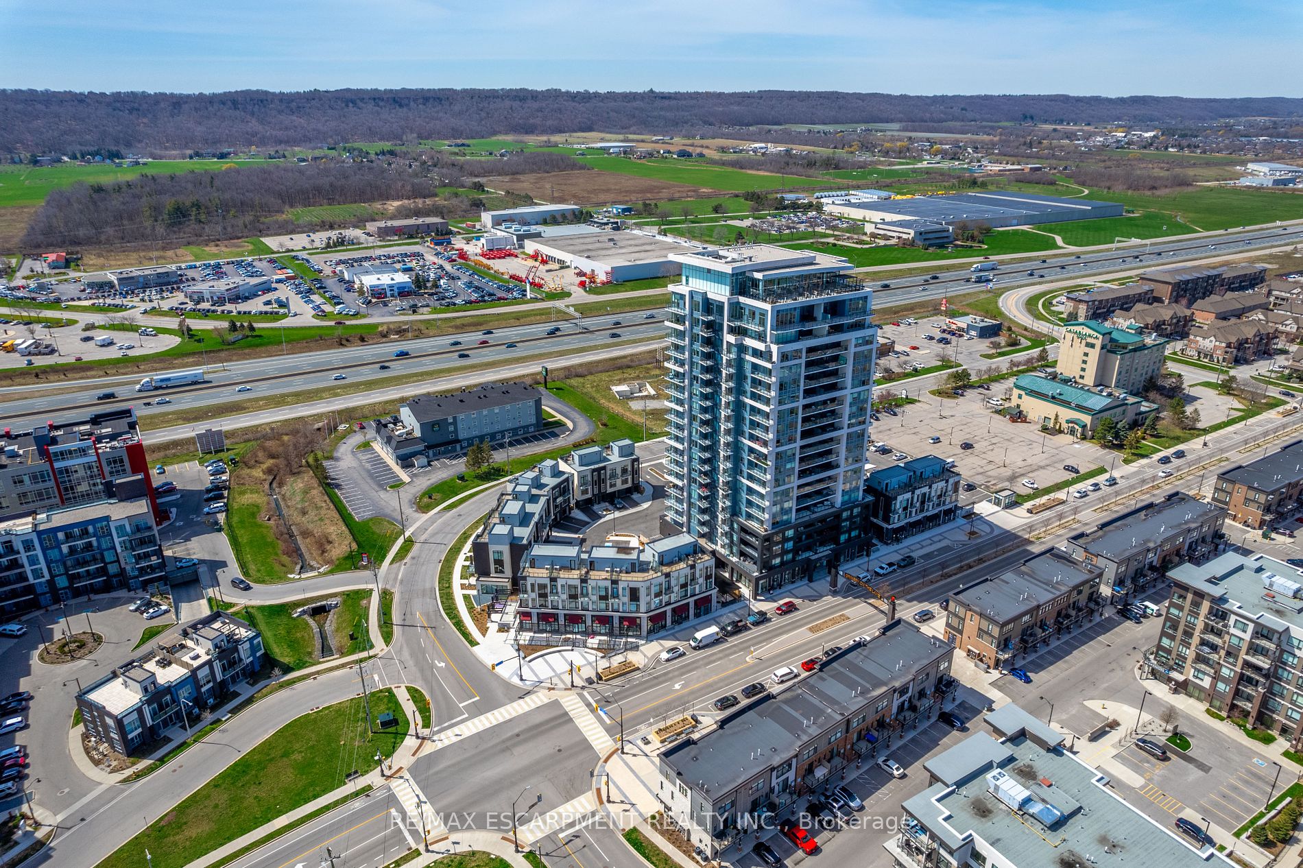 10 Windward Dr, #76